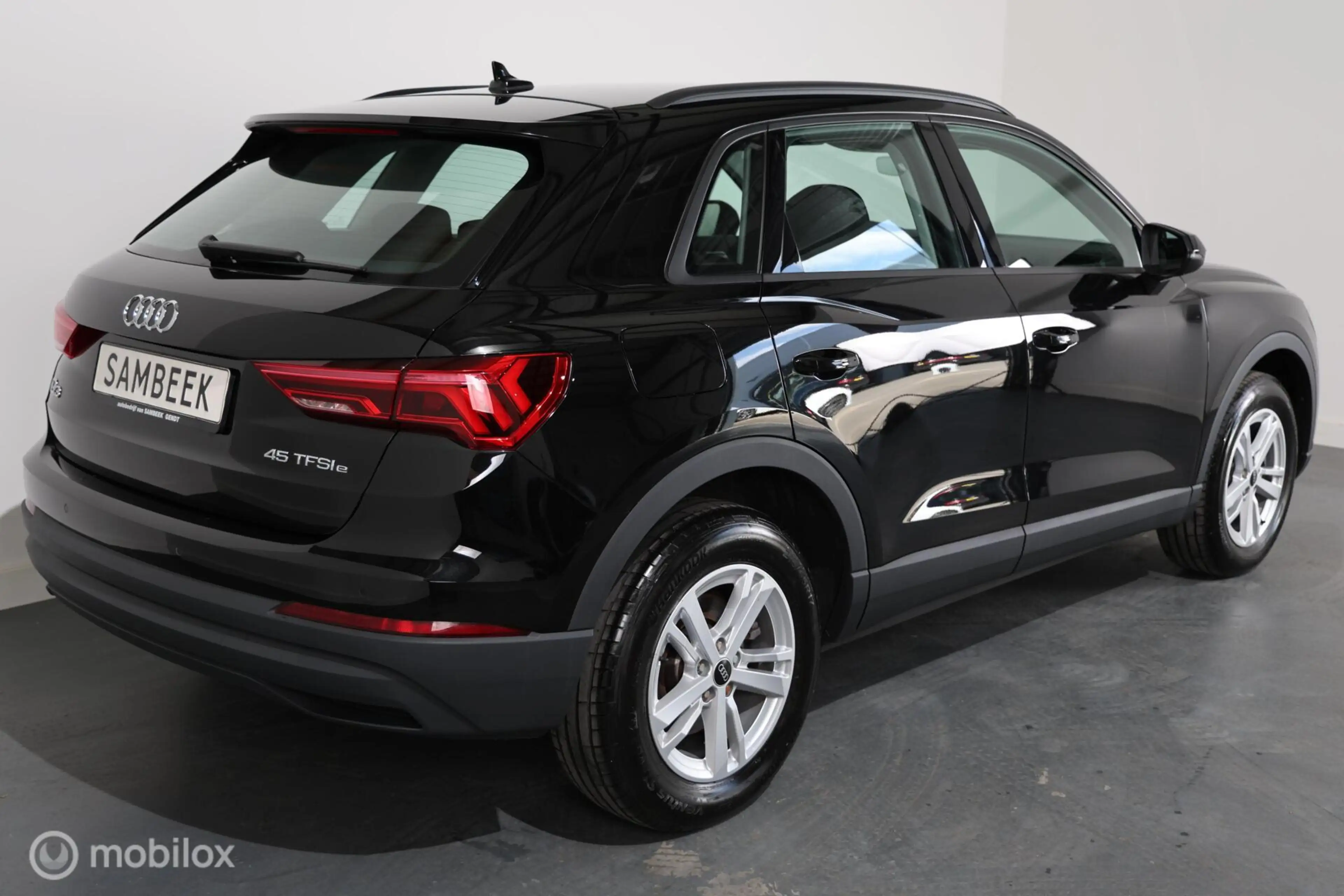 Audi Q3 45 TFSI e Advanced edition - Stoelverwarming - Nav — photo 8