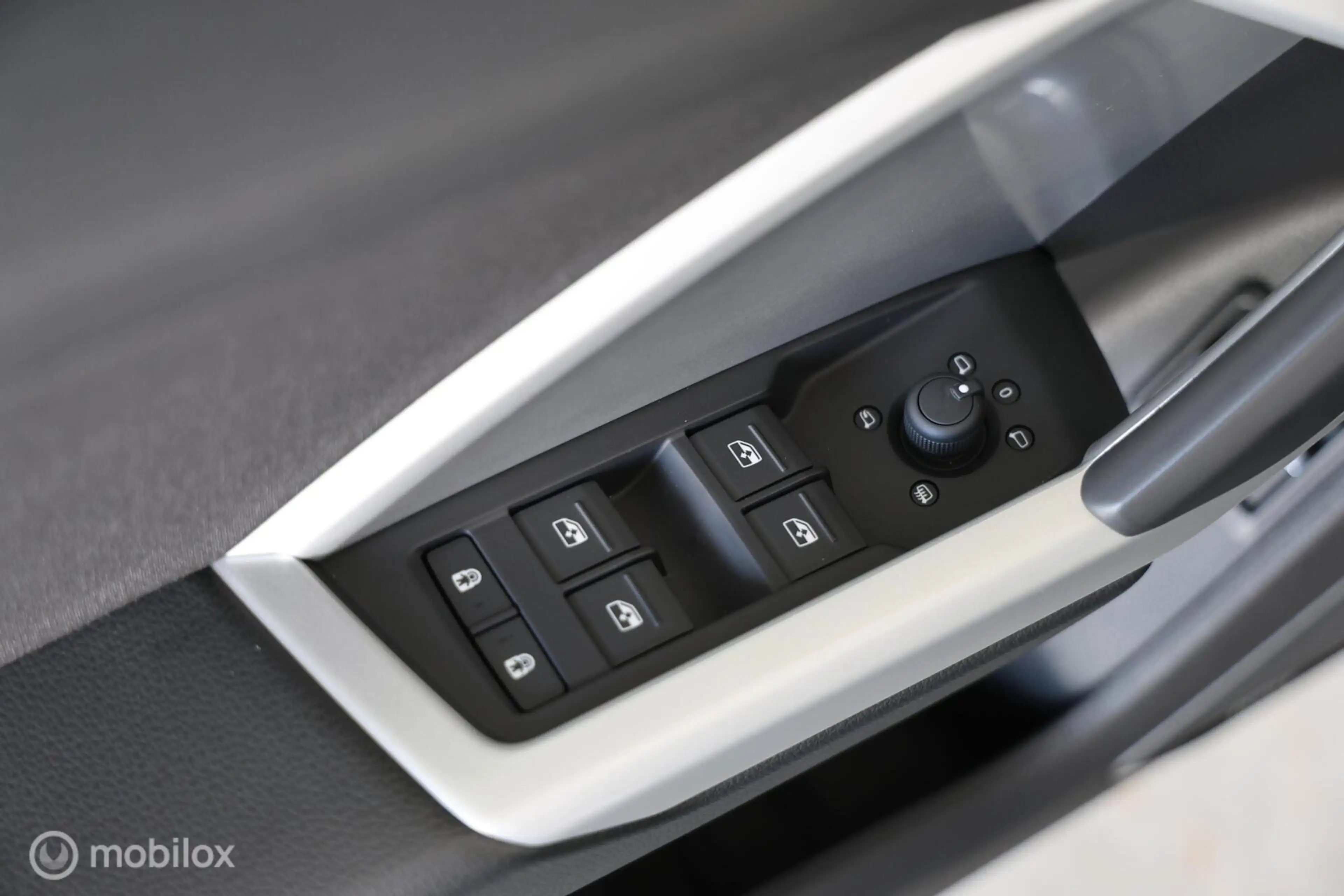 Audi Q3 45 TFSI e Advanced edition - Stoelverwarming - Nav — photo 29