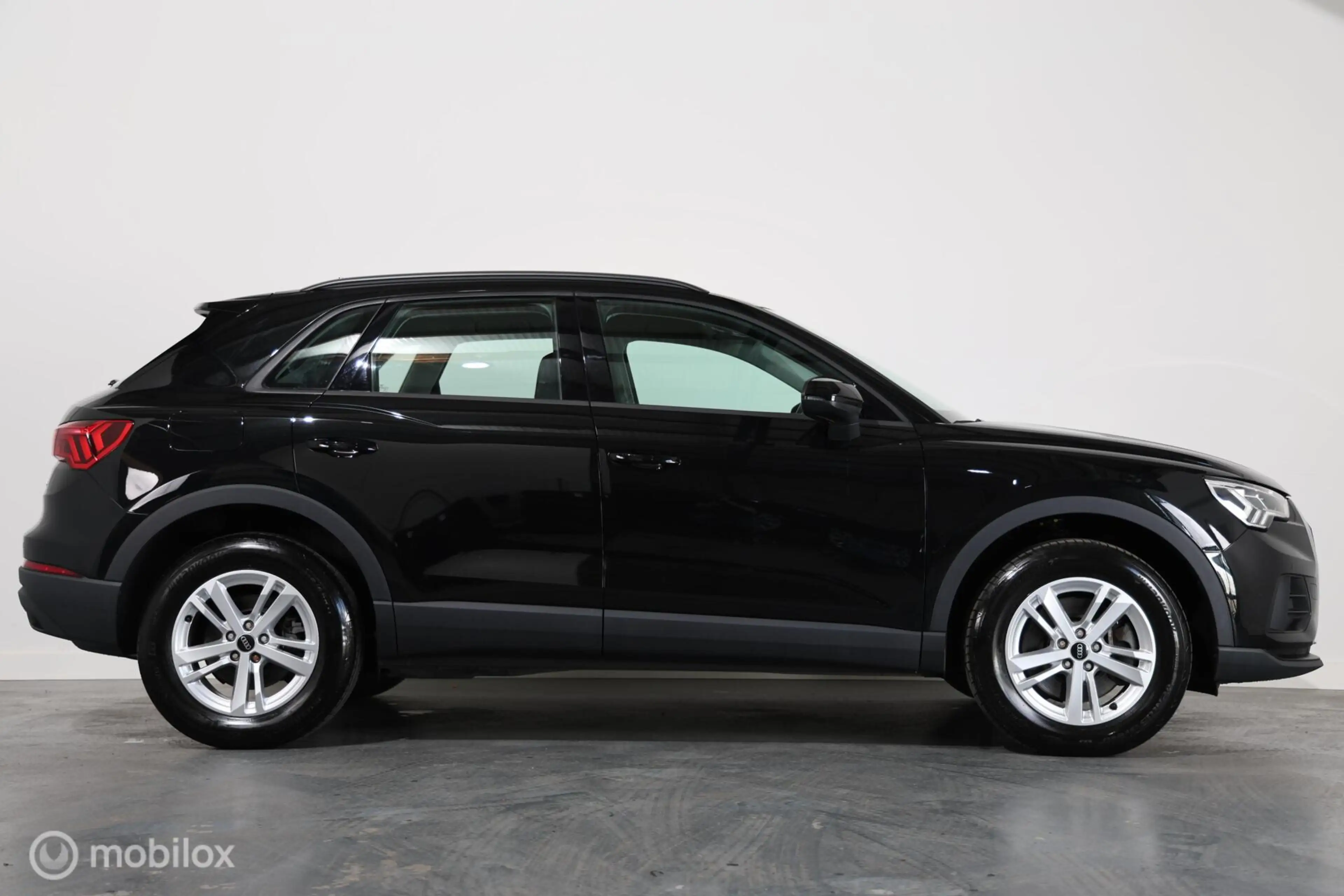 Audi Q3 45 TFSI e Advanced edition - Stoelverwarming - Nav — photo 9
