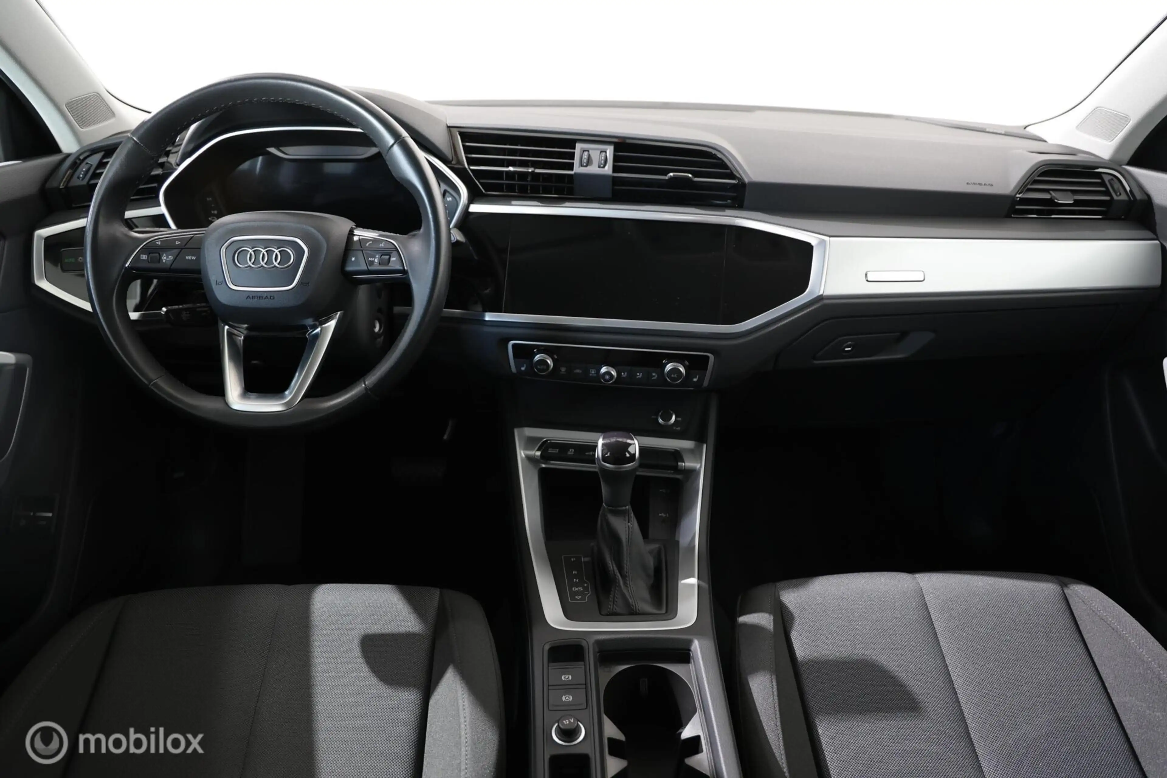 Audi Q3 45 TFSI e Advanced edition - Stoelverwarming - Nav — photo 13