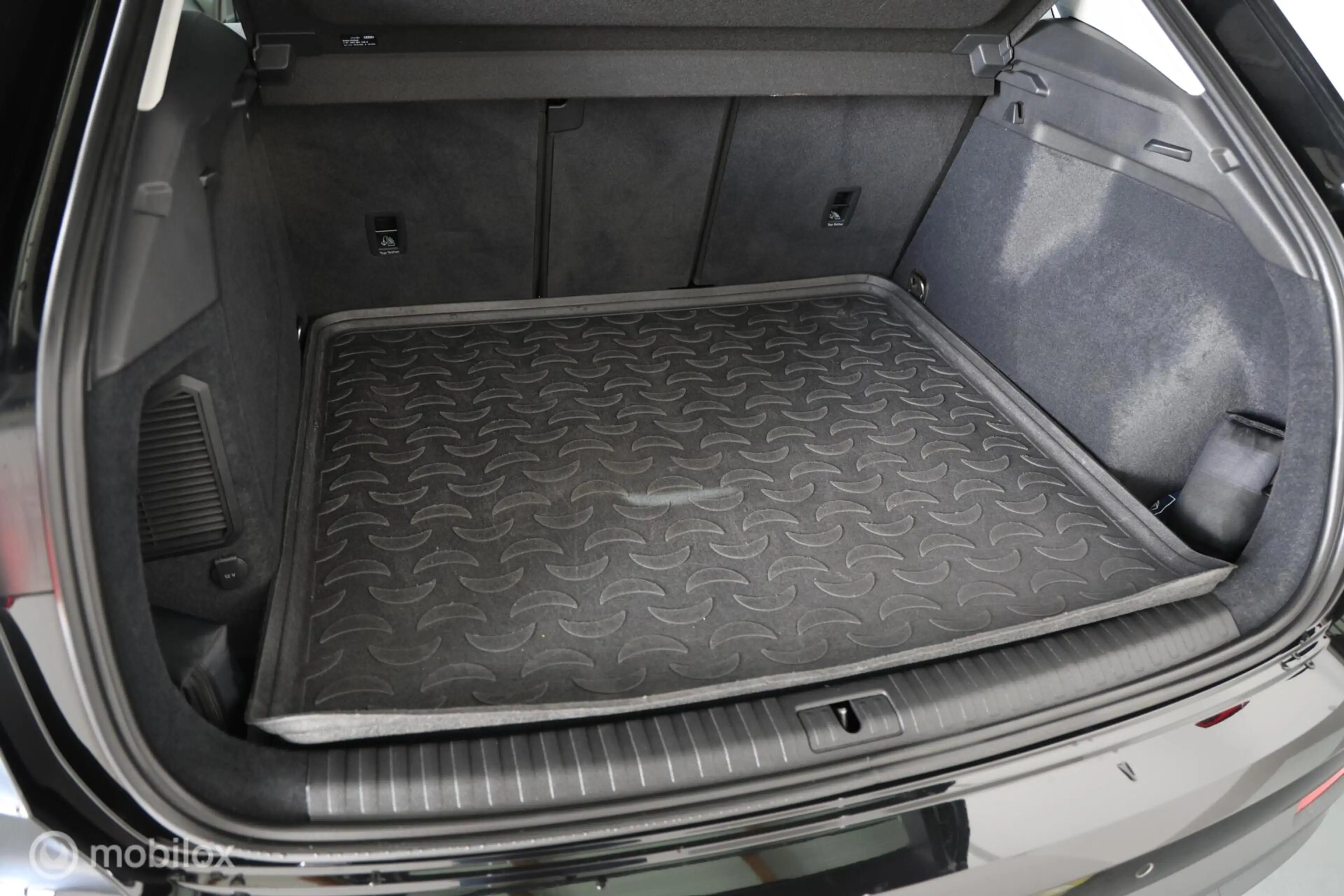 Audi Q3 45 TFSI e Advanced edition - Stoelverwarming - Nav — photo 31