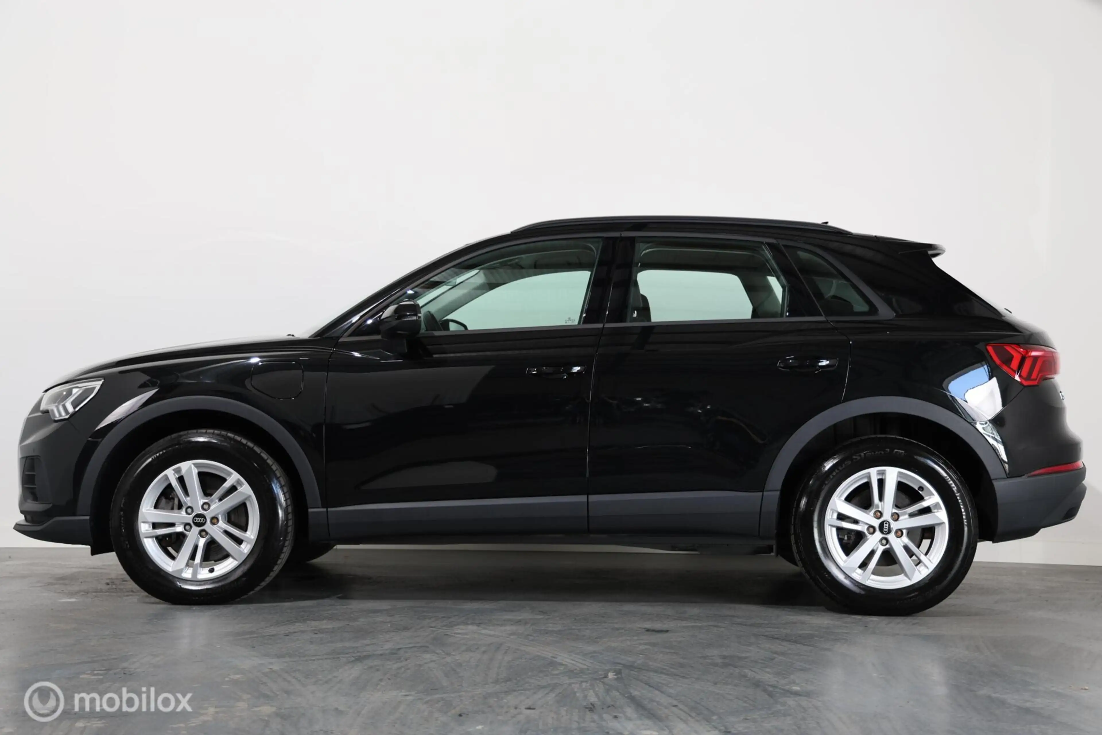 Audi Q3 45 TFSI e Advanced edition - Stoelverwarming - Nav — photo 6