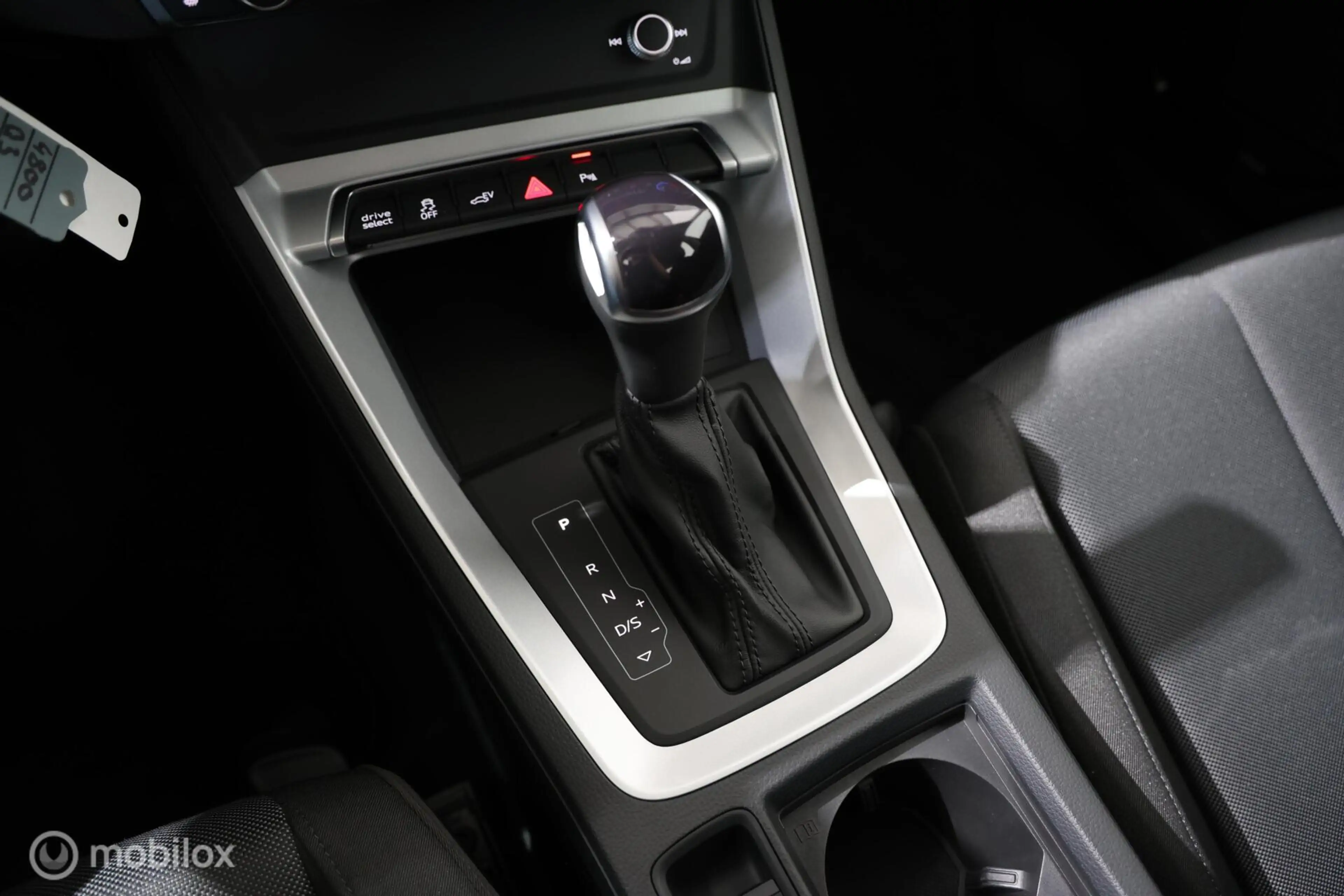 Audi Q3 45 TFSI e Advanced edition - Stoelverwarming - Nav — photo 26