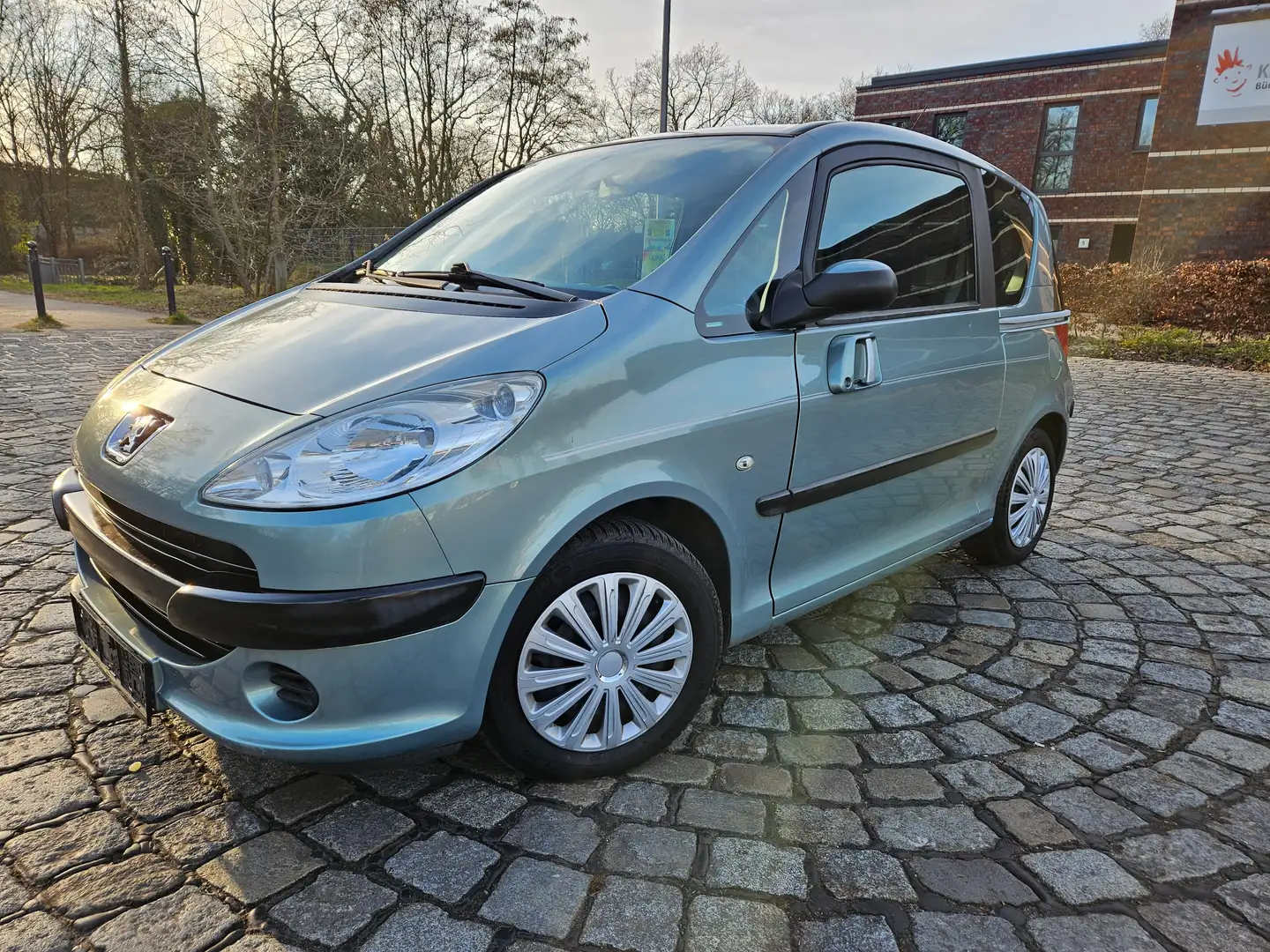 Peugeot 1007 75 Filou, TÜV neu! Klima, el Fenster, elSpiegel Verde - 1
