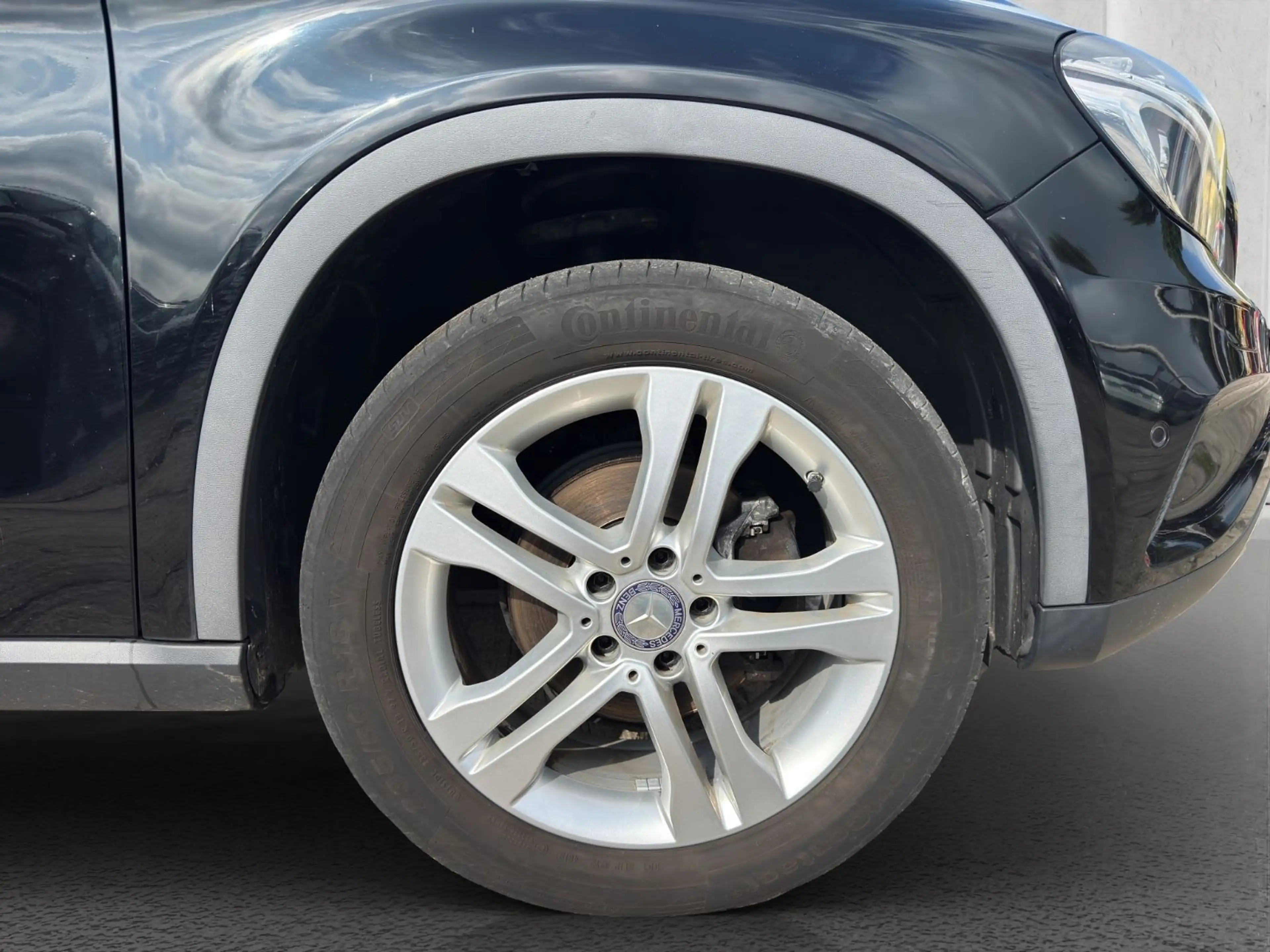 Mercedes-Benz GLA 200 Score*Bi-Xenon*Navigation*Sportsitze — photo 9