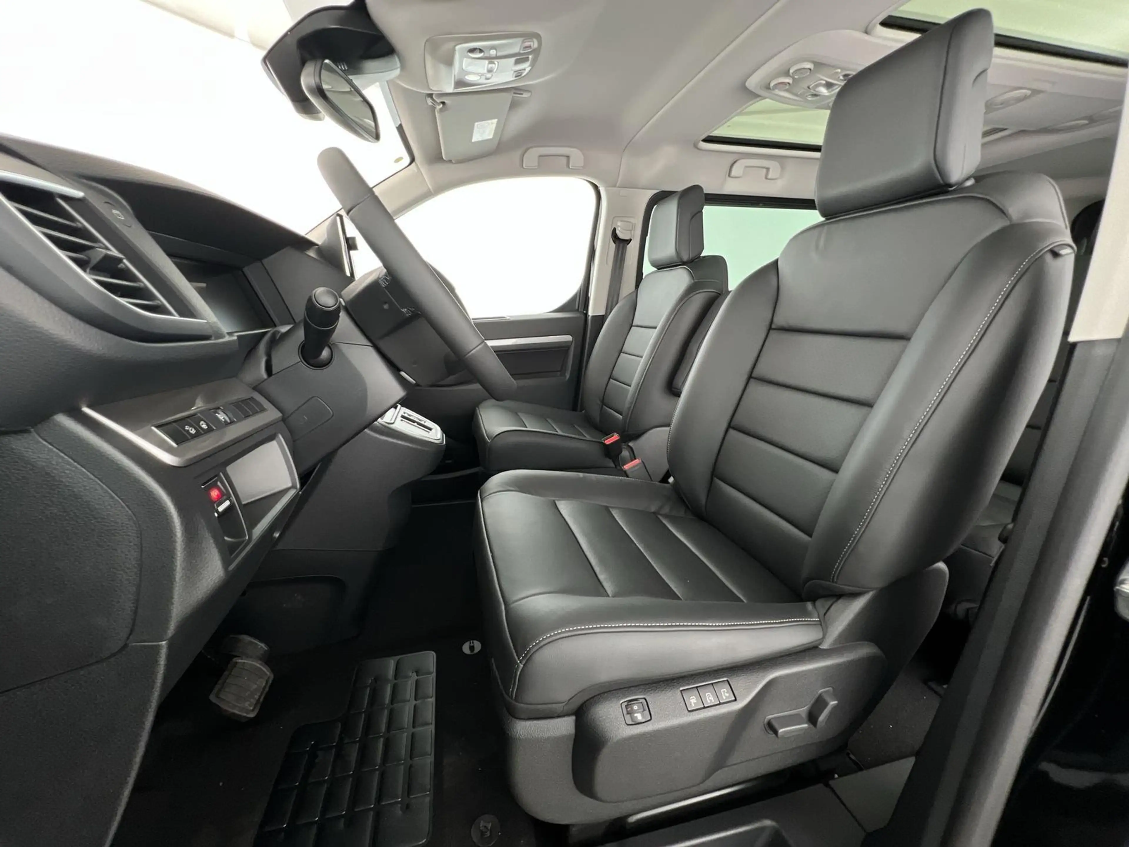 Opel Zafira Life GS 2.2D*SHZ*NAVI*RFK*ACC*AHK*LKH*uvm — photo 7