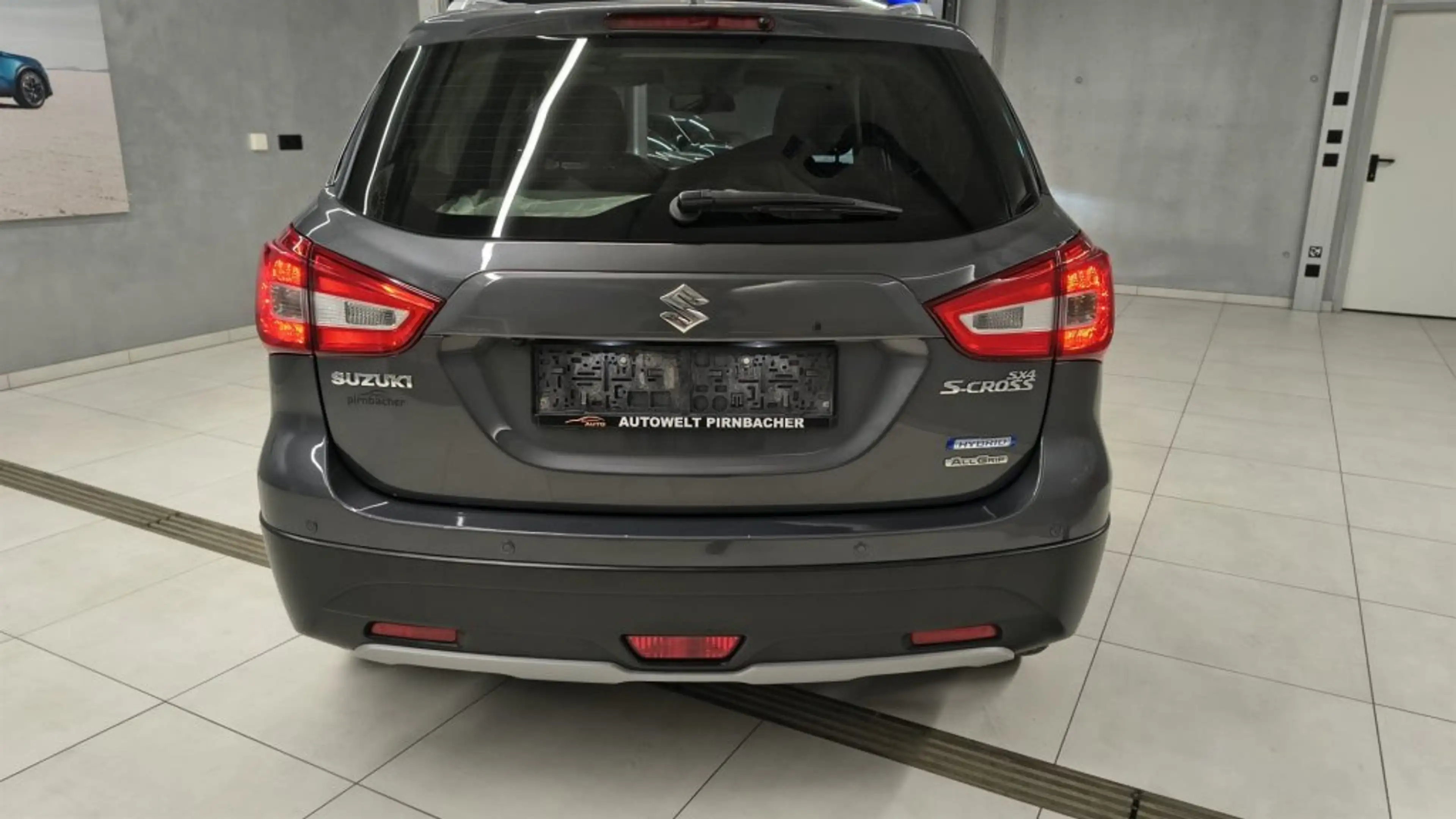 Suzuki SX4 S-Cross 1.4 DITC HYBRID ALLGRIP flash — photo 4
