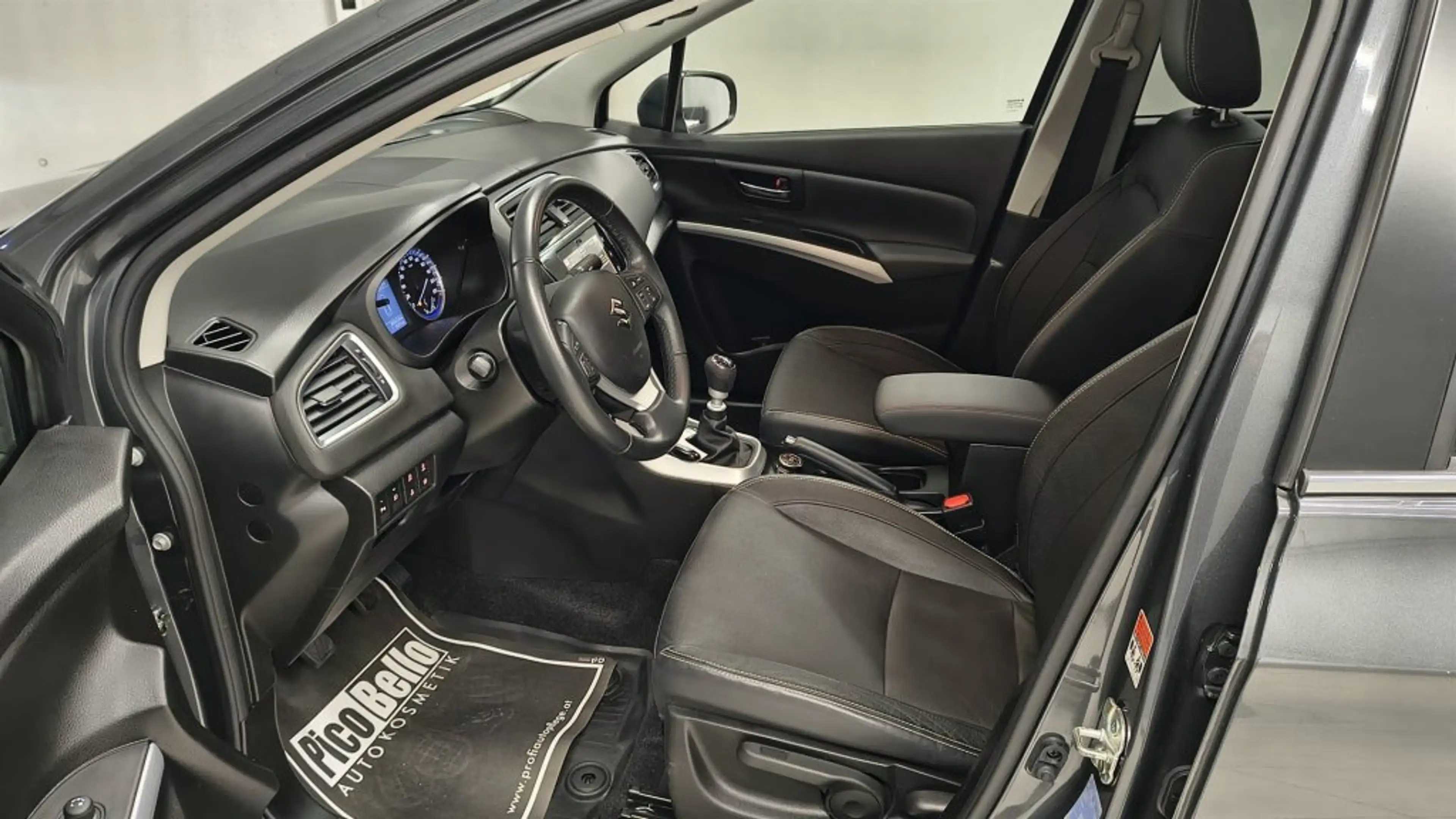 Suzuki SX4 S-Cross 1.4 DITC HYBRID ALLGRIP flash — photo 11
