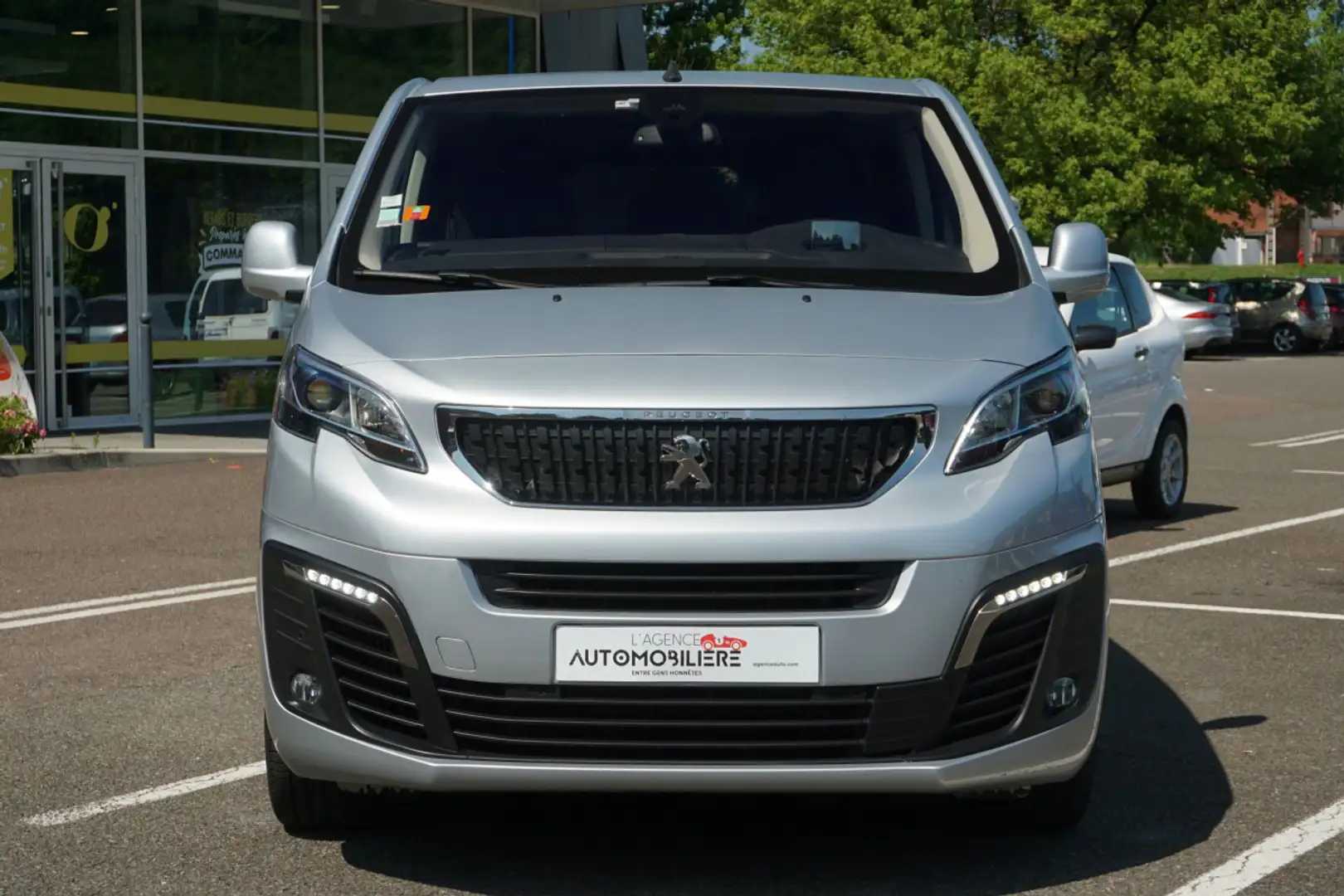 Peugeot 2.0 BlueHDI 180 EAT8 Allure 8Places Standard Grigio - 2
