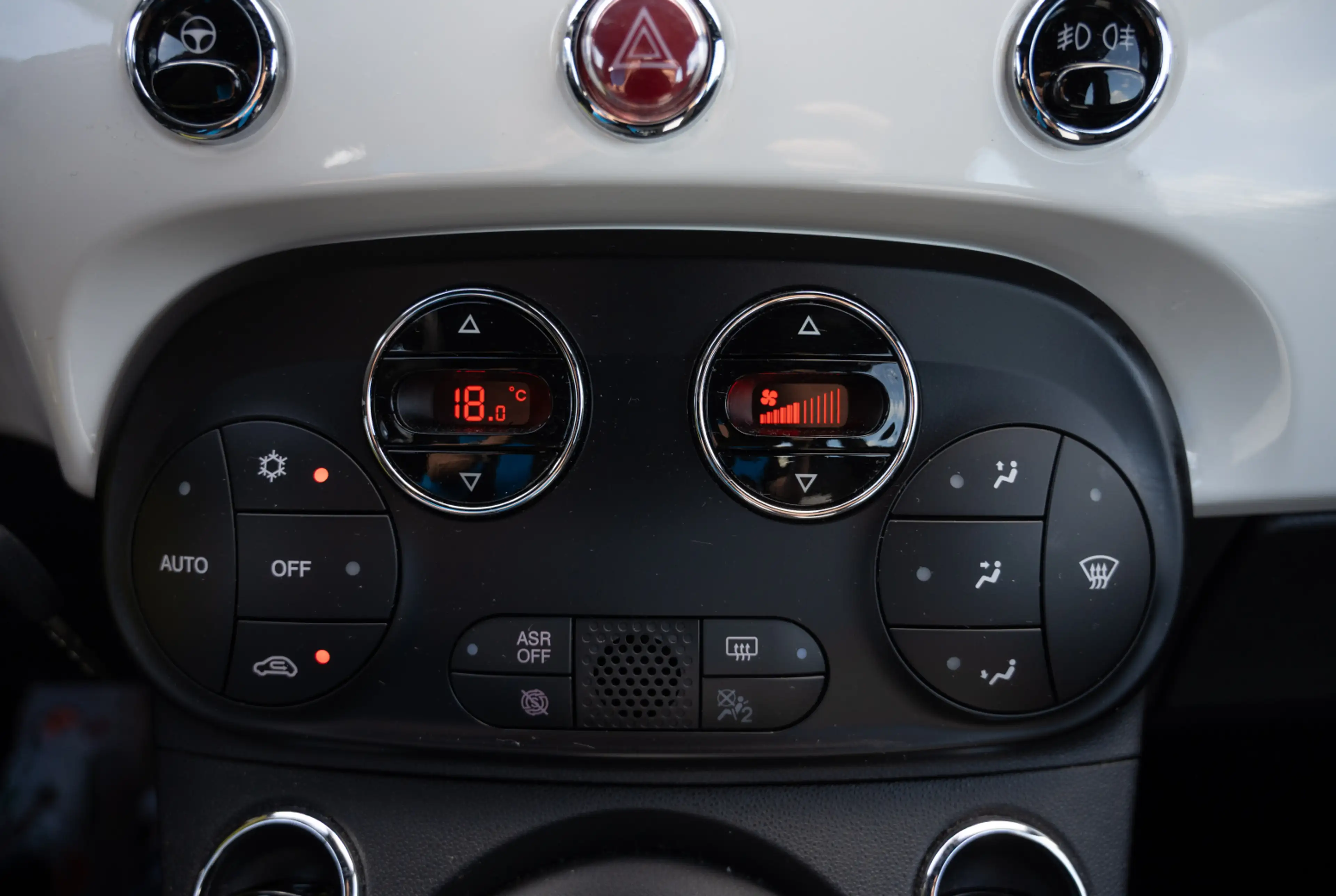 Fiat 500 Basis 1.0 GSE N3 Hybrid *KOMFORT-PAKET*TECH-PAKET* — photo 10