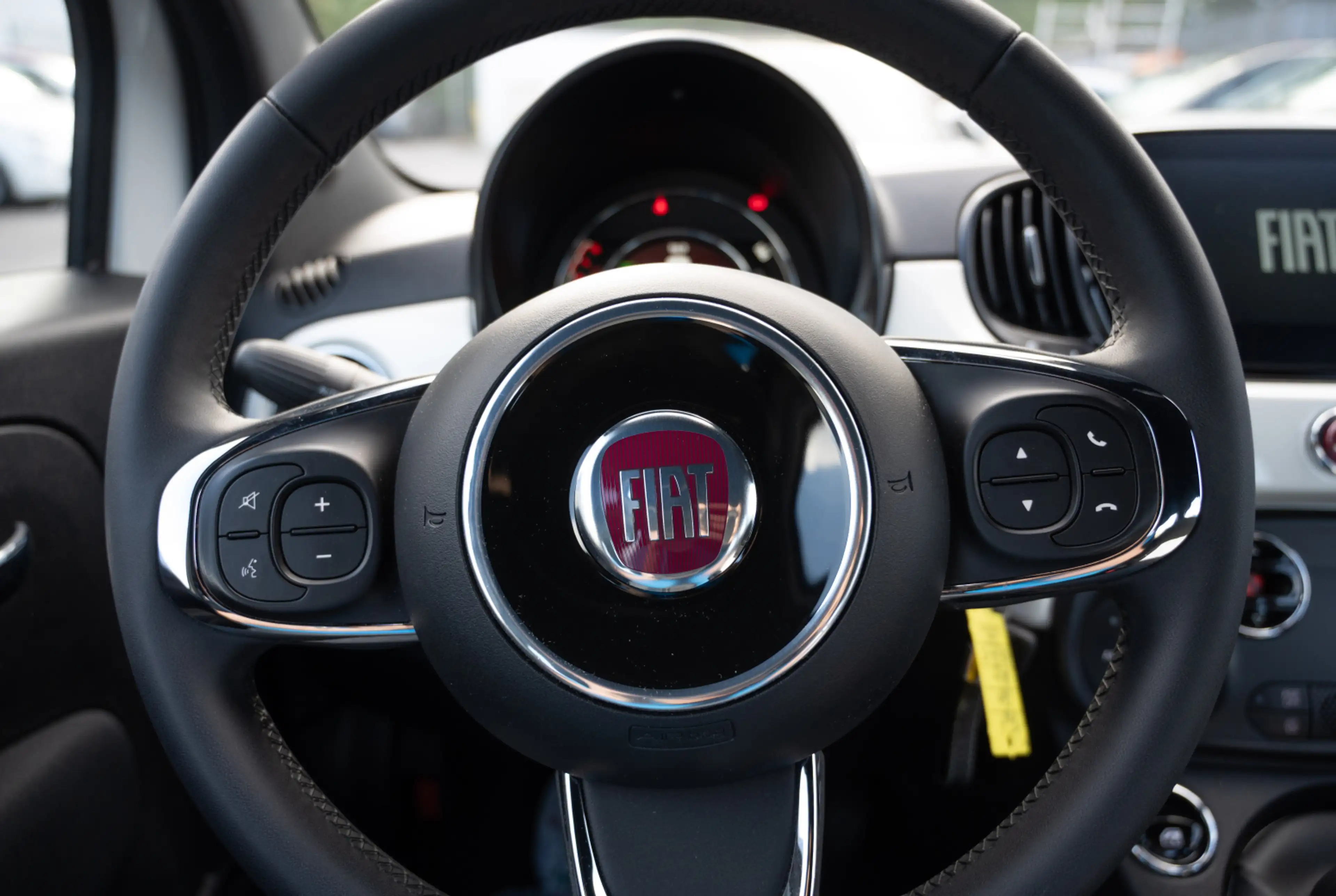 Fiat 500 Basis 1.0 GSE N3 Hybrid *KOMFORT-PAKET*TECH-PAKET* — photo 15
