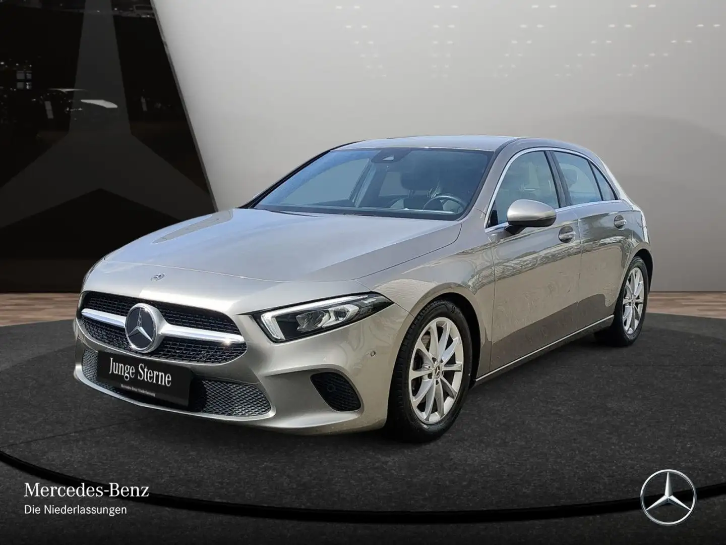 Mercedes-Benz A 200 PROGRESSIVE+LED+KAMERA+7G Zilver - 2