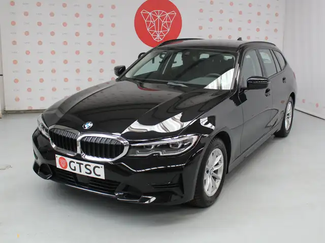 BMW 3 Series view 7