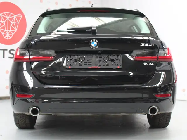 BMW 3 Series view 30