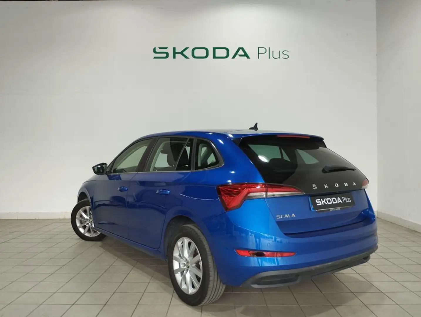Skoda Scala 1.0 TSI Ambition 81kW Azul - 2