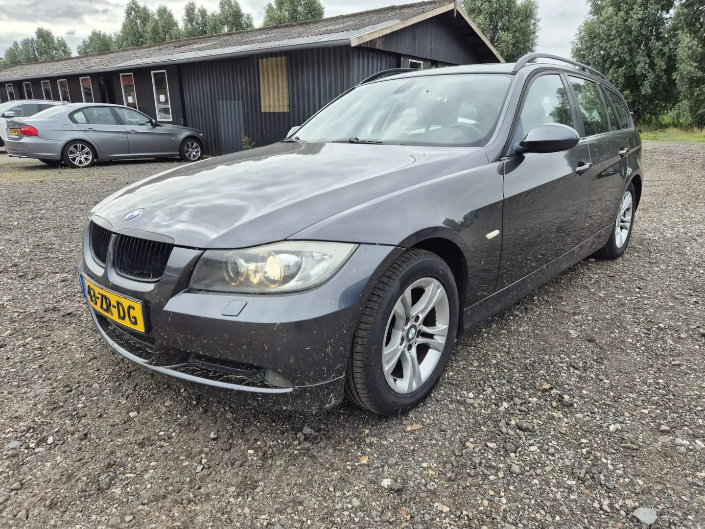 BMW 318 3-serie Touring 318i Business Line | B2B | HANDEL Grijs - 1