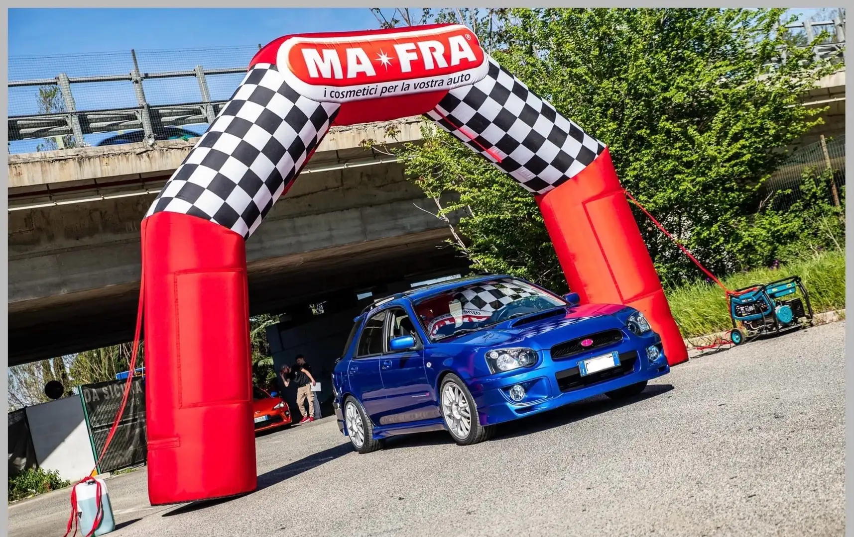 Subaru Impreza Berlina 2.0i WRX awd - 1