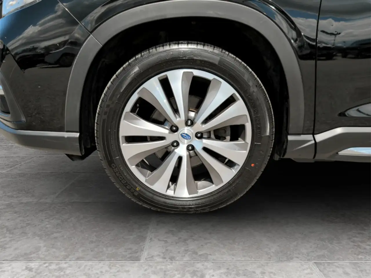 Subaru Ascent photo Subaru Ascent