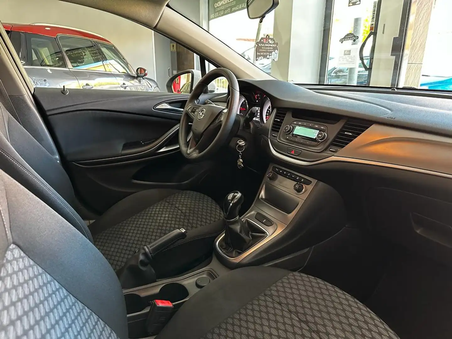 Opel Astra 1.6CDTi Business 110 Blanco - 2