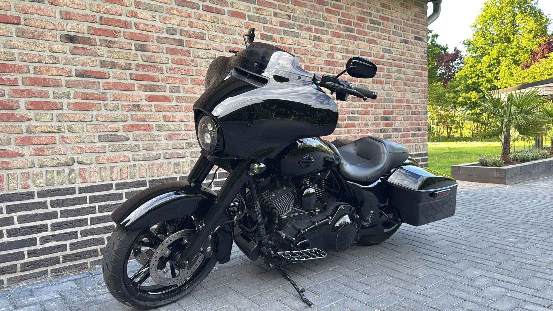 Harley-Davidson Street Glide 103 FLHXS Streetglide CVO Blackout - 2