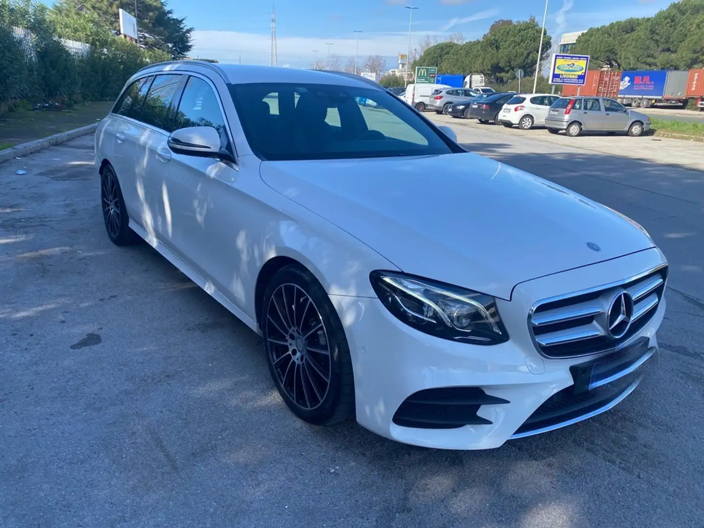 Mercedes-Benz E 220 SW d AMG Line auto - 1