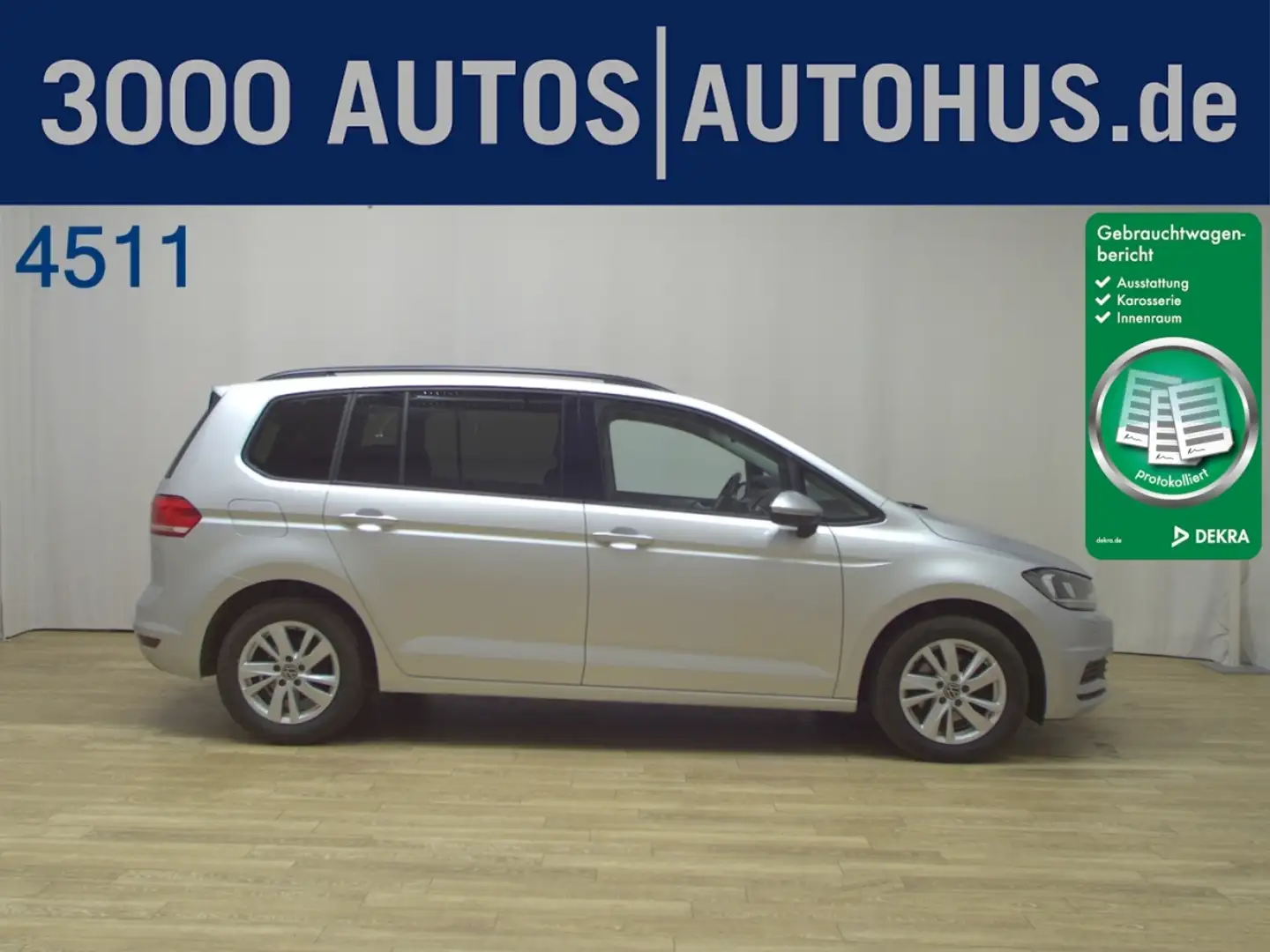 Volkswagen Touran 2.0 TDI Comf. Navi AHK ACC SHZ Alcantara Silber - 1