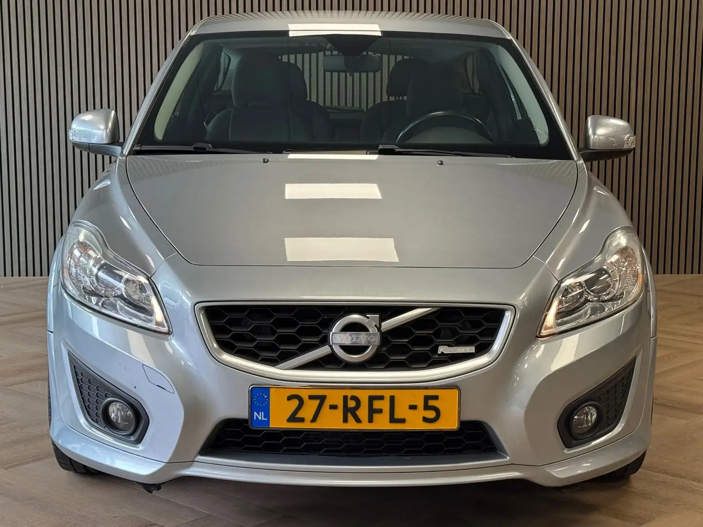 Volvo C30 2.0 R-Edition CRUISE / AIRCO / LEER Gris - 2
