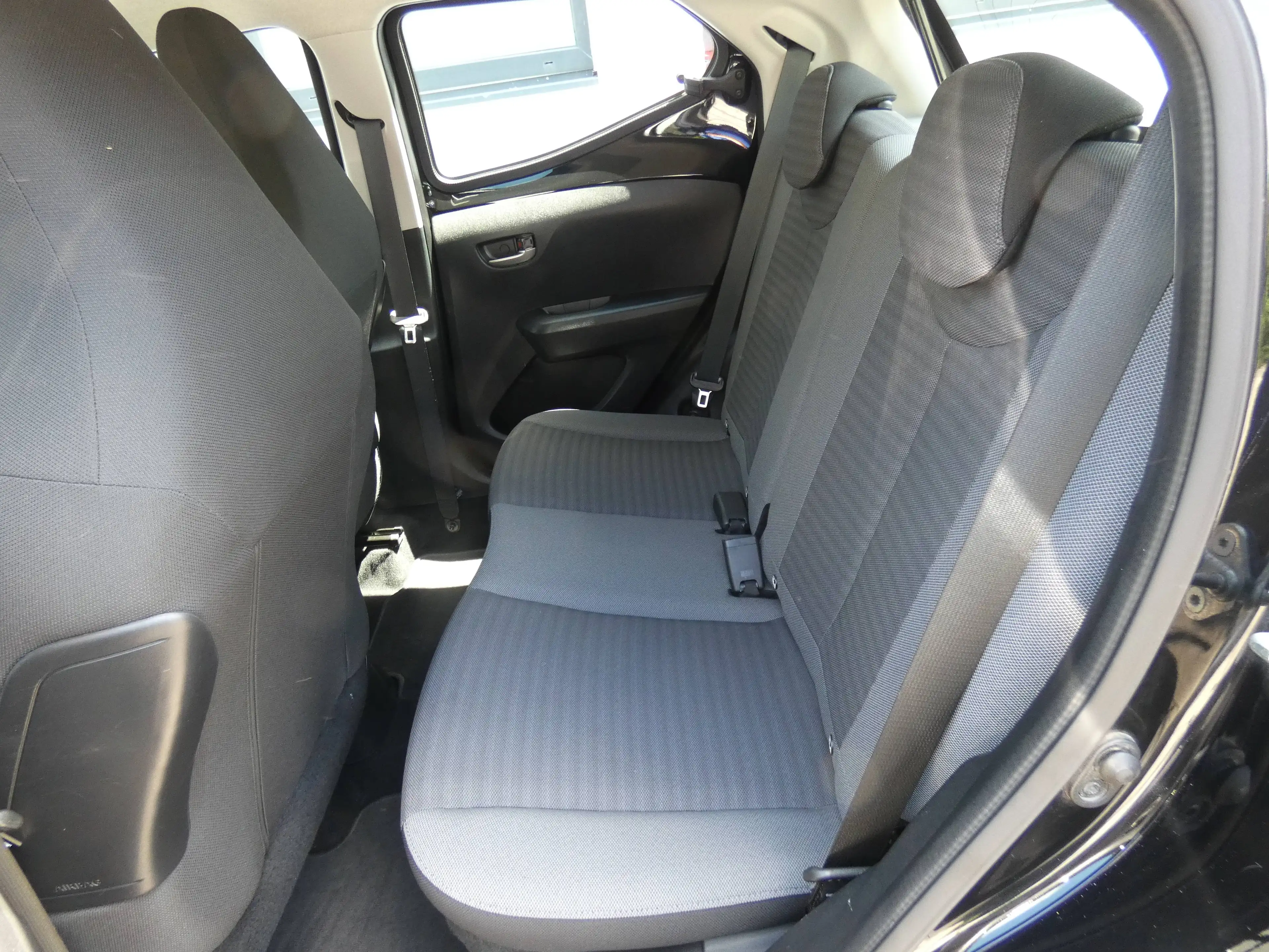 Toyota Aygo x-play Team D — photo 12