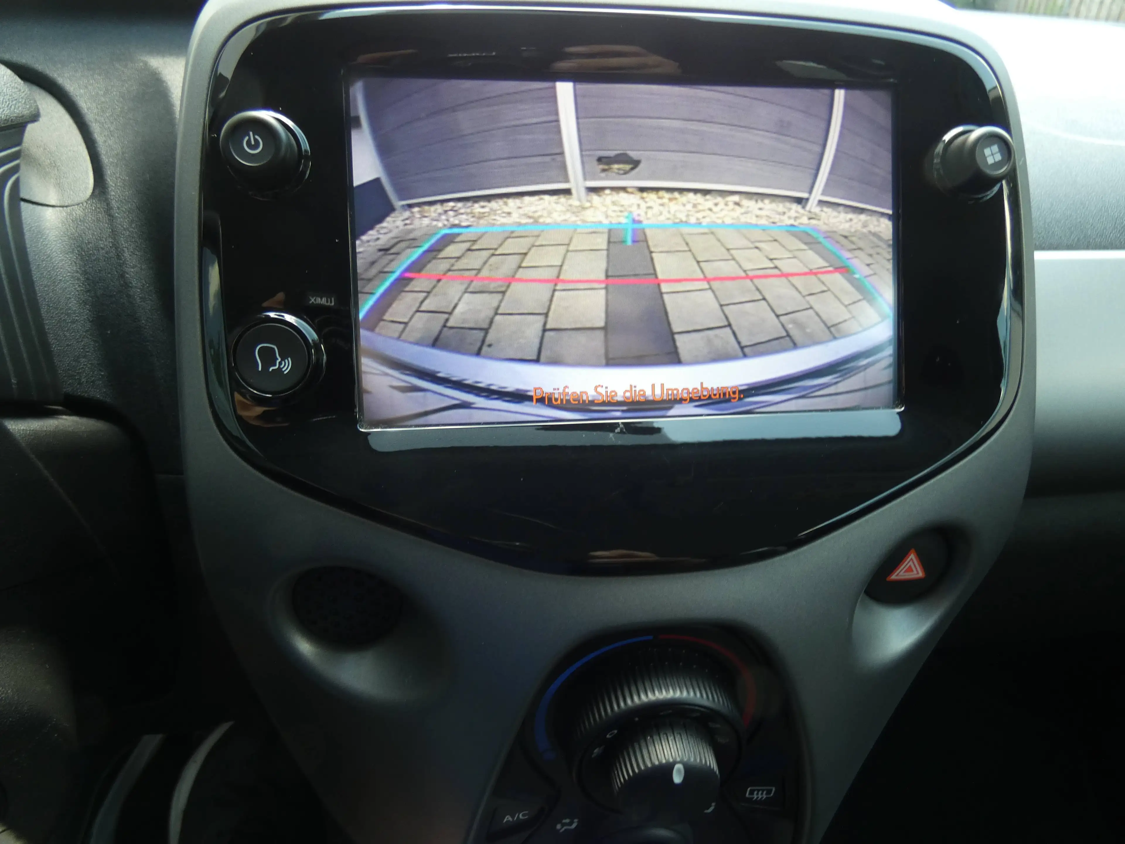 Toyota Aygo x-play Team D — photo 13