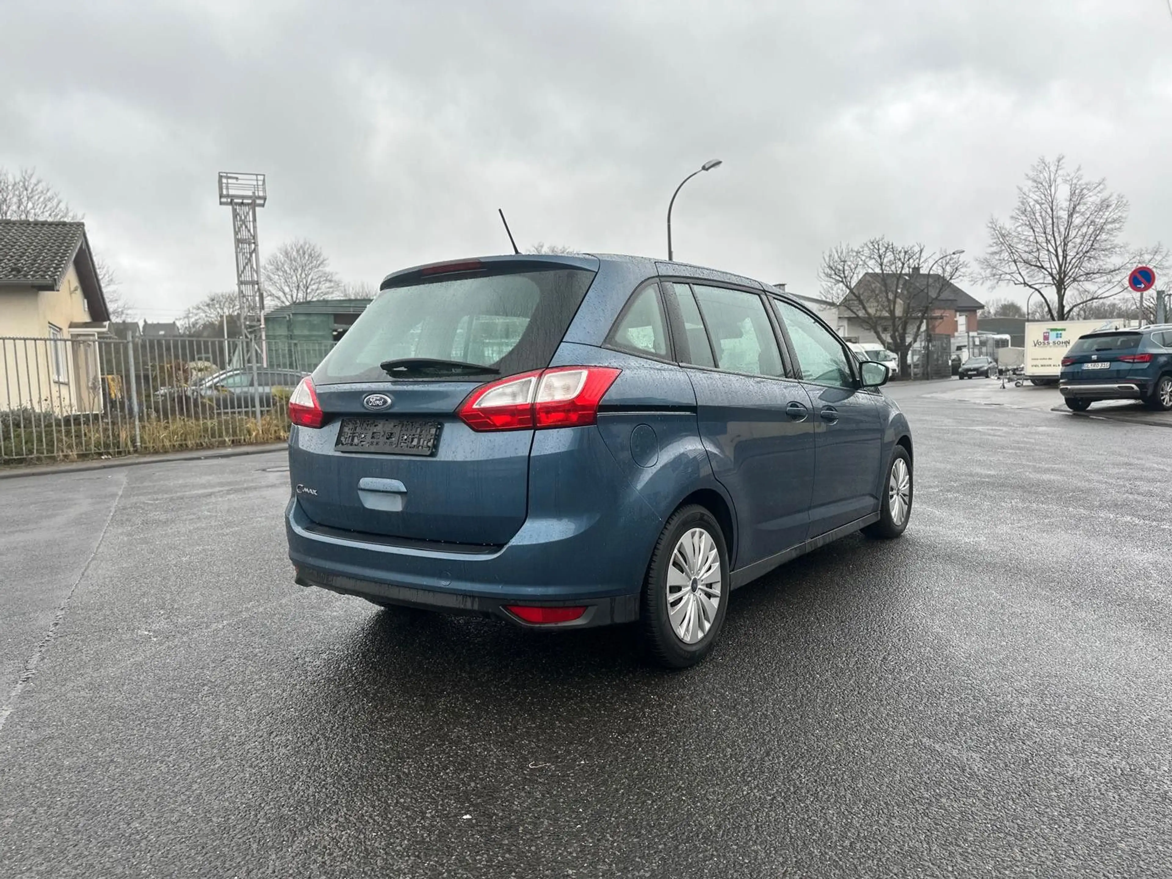 Ford Grand C-Max Grand C-MAX Trend — photo 6