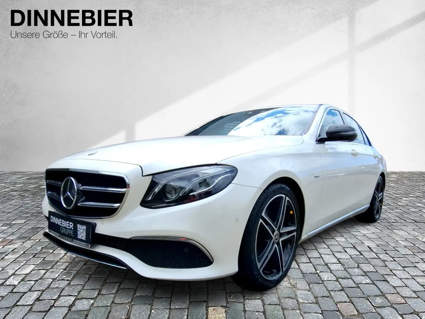Mercedes-Benz E 300 ACC*elSitz*SpurH*LM*SD Weiß - 2