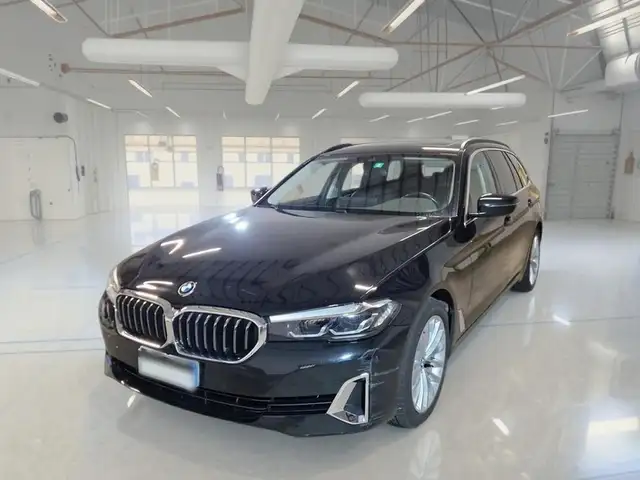 BMW 518