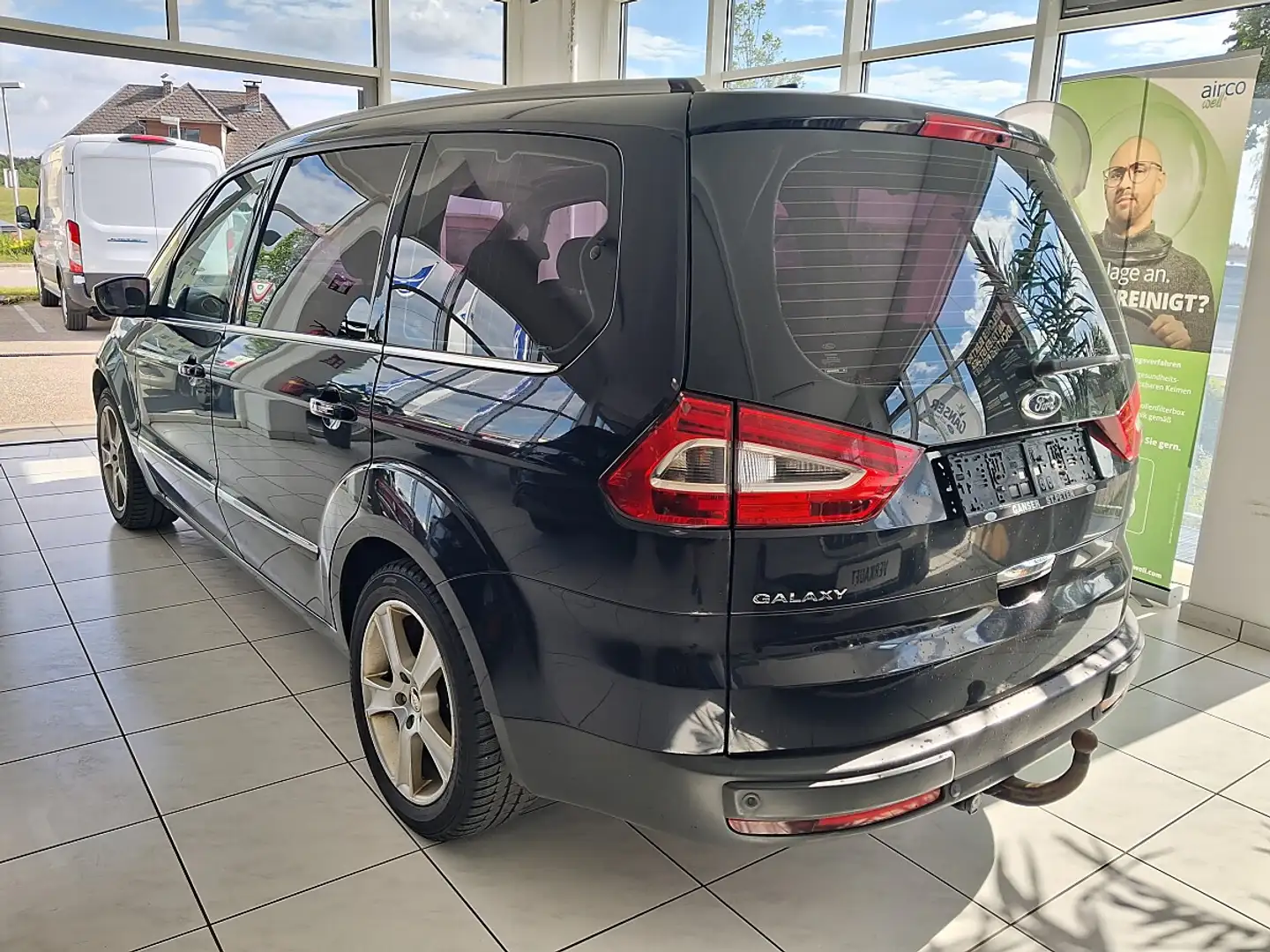 Ford Galaxy Titanium 2,0 TDCi Aut. Schwarz - 2