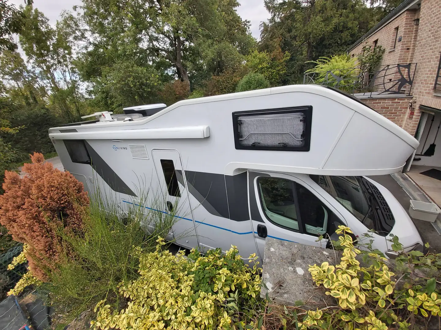 Caravans-Wohnm Adria sunliving A75SL Weiß - 2