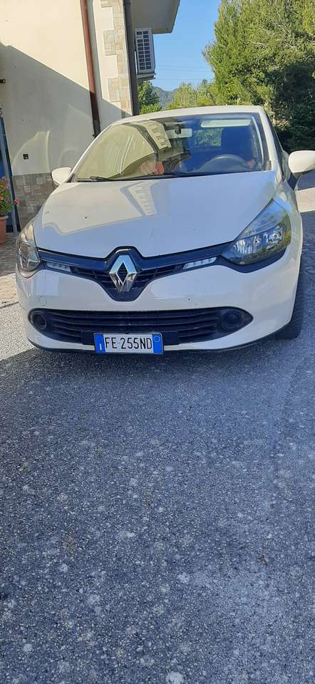 Renault Clio RENAULT CLIO 1.5 DCI AUTHENTIQUE