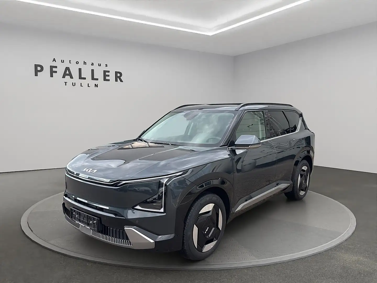 Kia EV5 FWD 81,4kWh Launch Edition Grau - 1