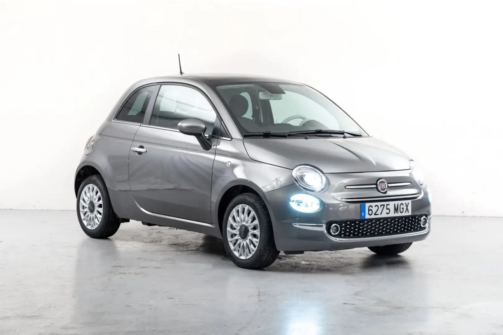 Fiat 500 Dolcevita 1.0 Hybrid 51KW (70 CV) Gris - 1