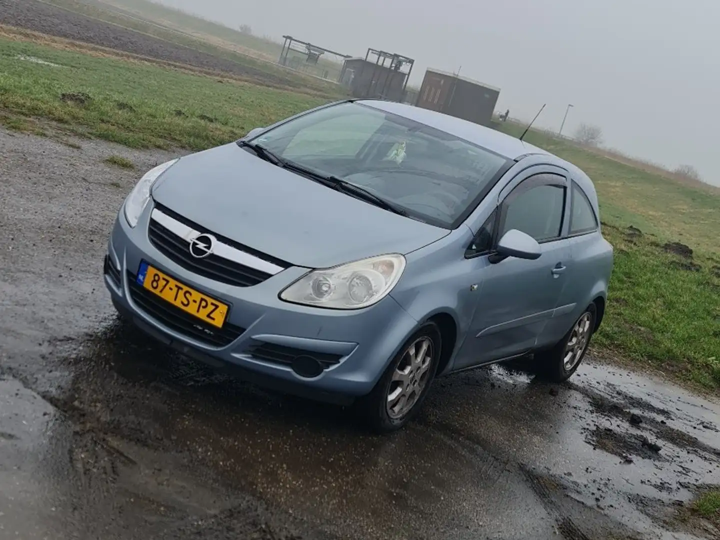 Opel Corsa 1.4-16V Enjoy Blauw - 1
