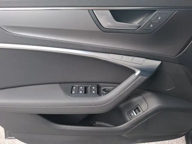 Audi A6 Allroad view 15