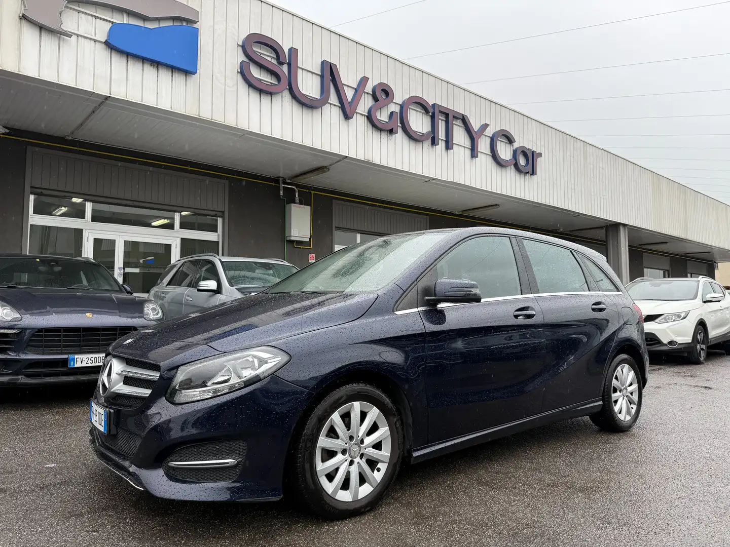 Mercedes-Benz B 180 B 180 d (cdi)EURO 6 Blu/Azzurro - 1