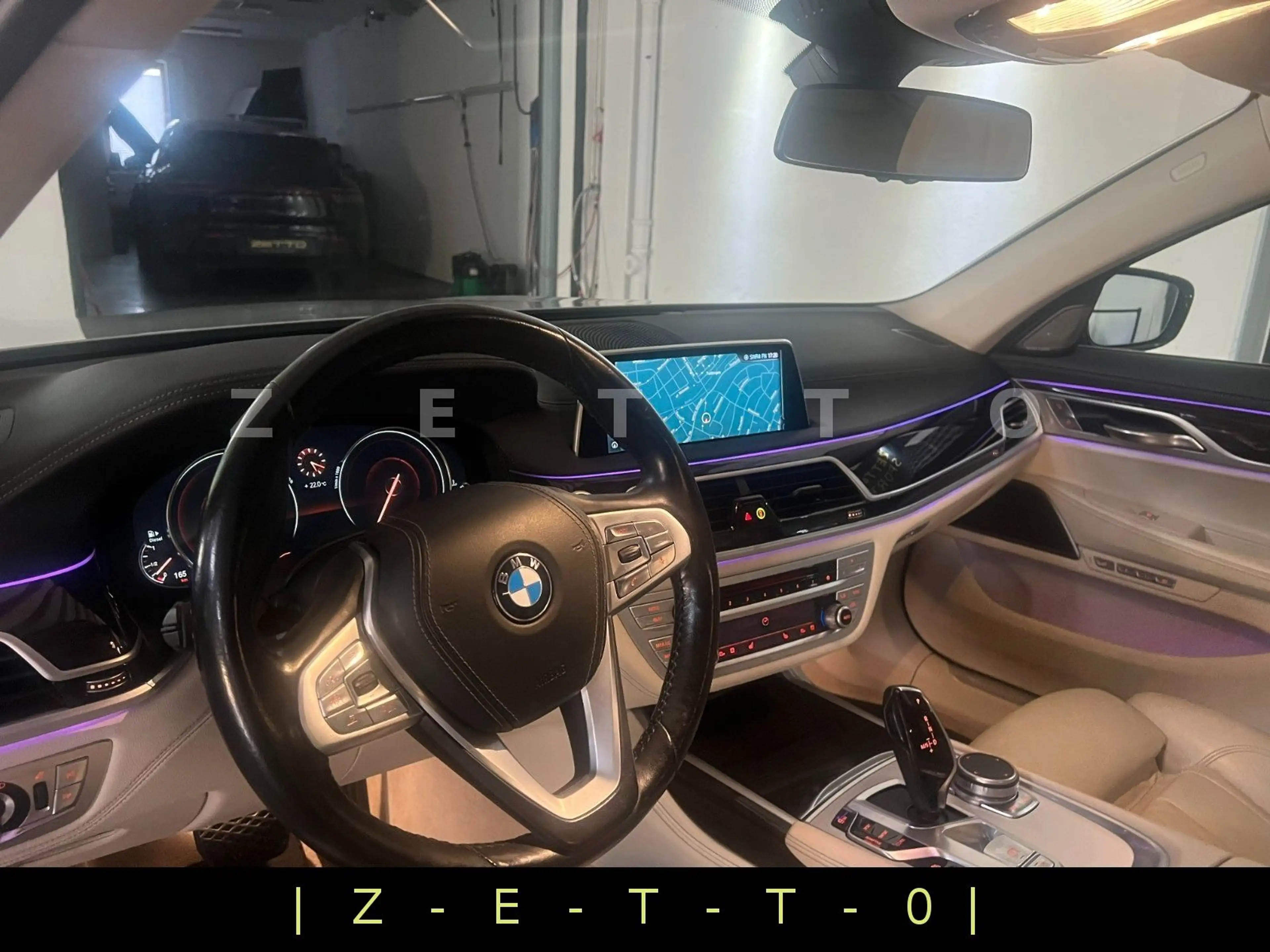 BMW 730 D | xDrive | INDIVIDUAL | MONDSTEIN-METALLIC — photo 14