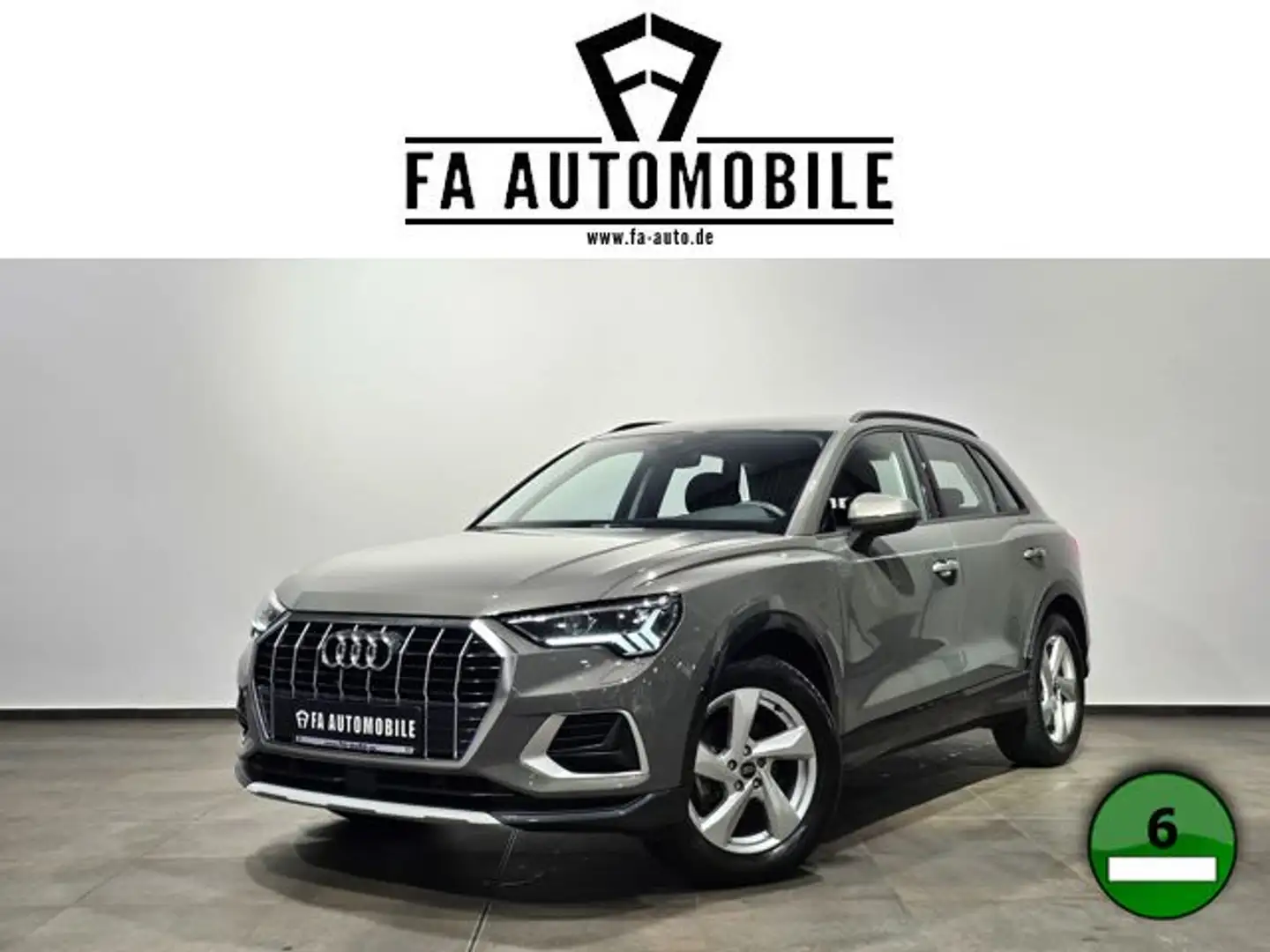 Audi Q3 35 TFSI Sport Virtual LED Acc Standheizung Sport A Gris - 1