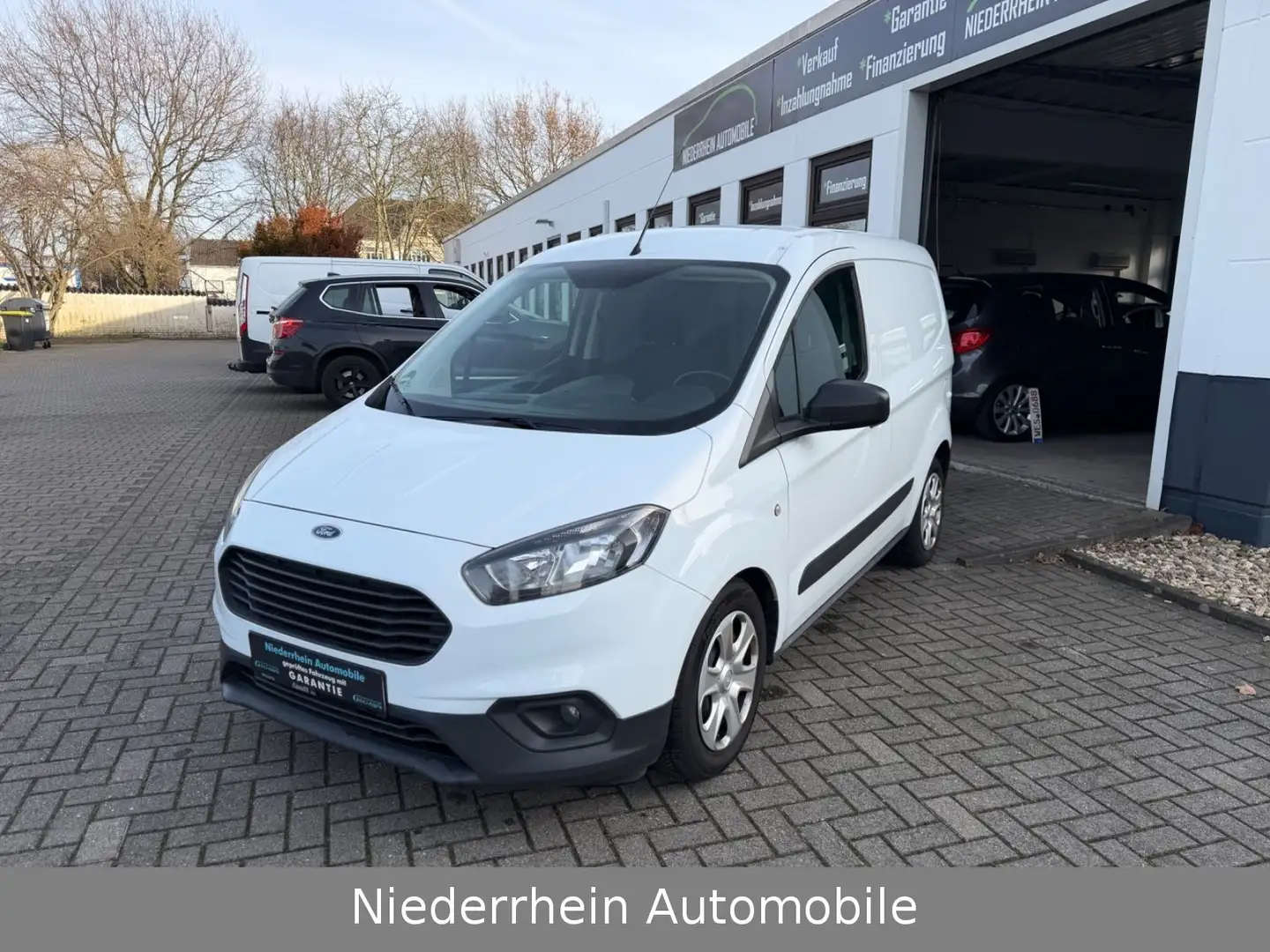 Ford Transit Courier Trend 1.Hand+Navi+Bluetooth+PDC Blanc - 2