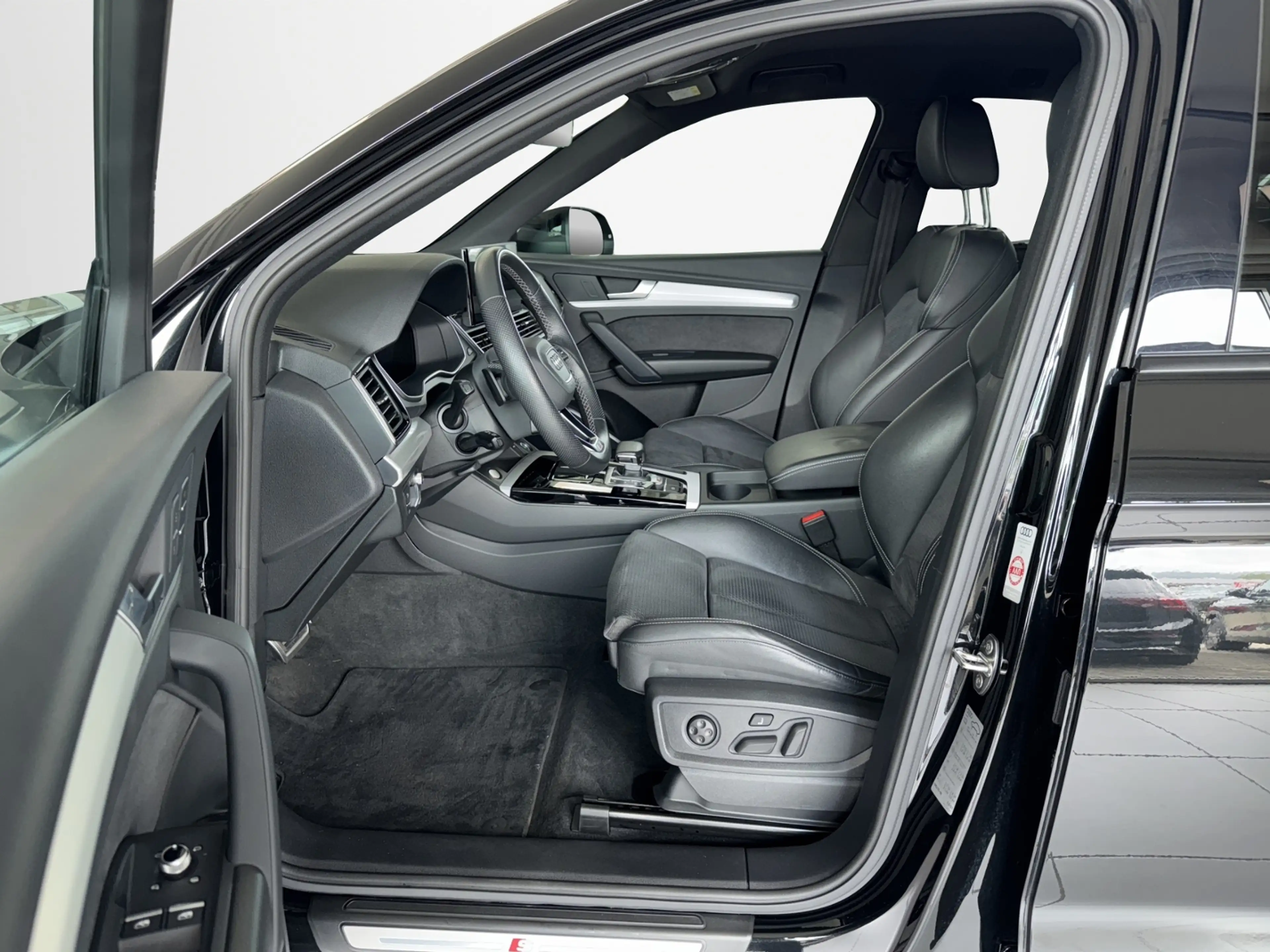Audi SQ5 Sportback 3.0TDI Tiptronic quattro *StndHzg*HuD* — photo 13