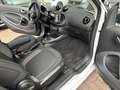 smart forTwo fortwo EQ 60kW*EXCL*PANO*NAVI*PTS*KAM*22kW Weiß - thumbnail 18