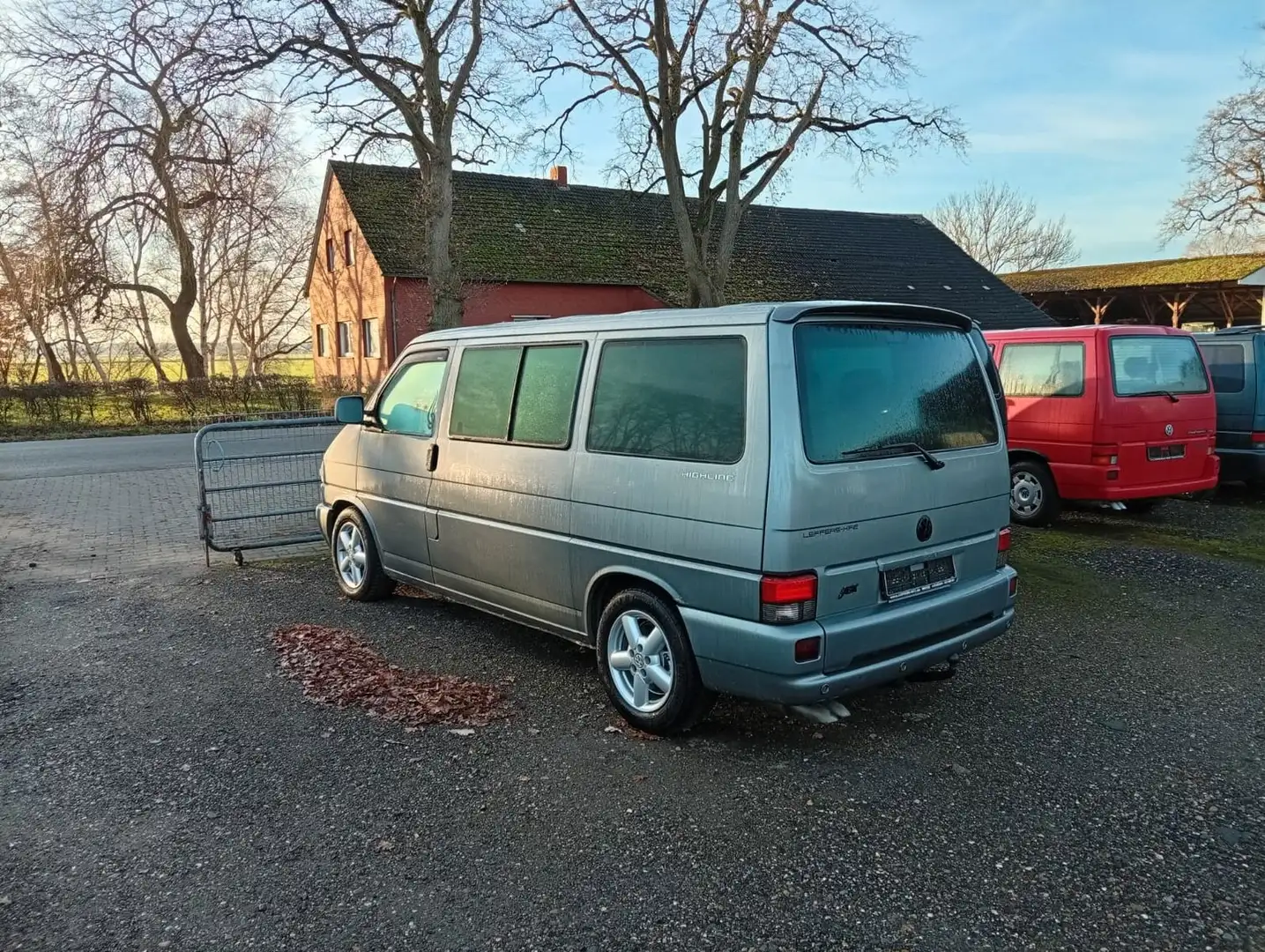 Volkswagen T4 Multivan AXG Higline Leder Qe TÜV Service Neu Ezüst - 2