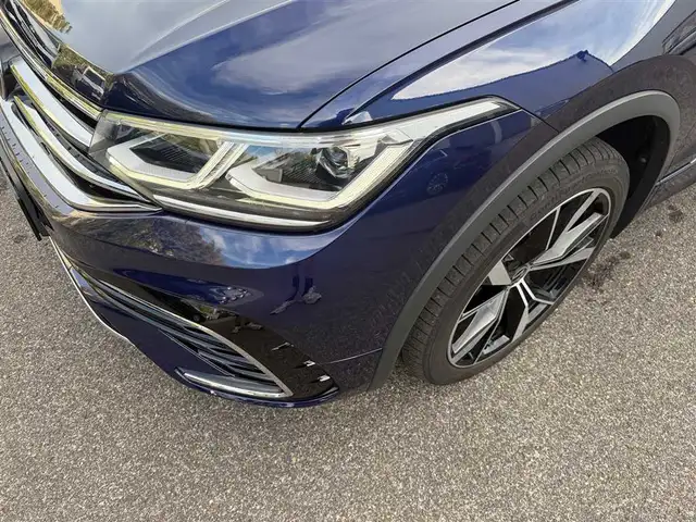 Volkswagen Tiguan Allspace view 20