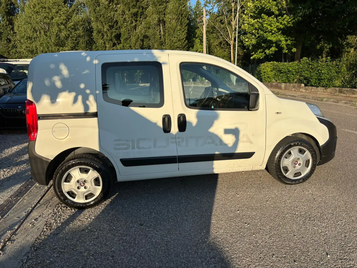 Fiat Fiorino 1.3 MJT 95CV Cargo Adventure Blanco - 1