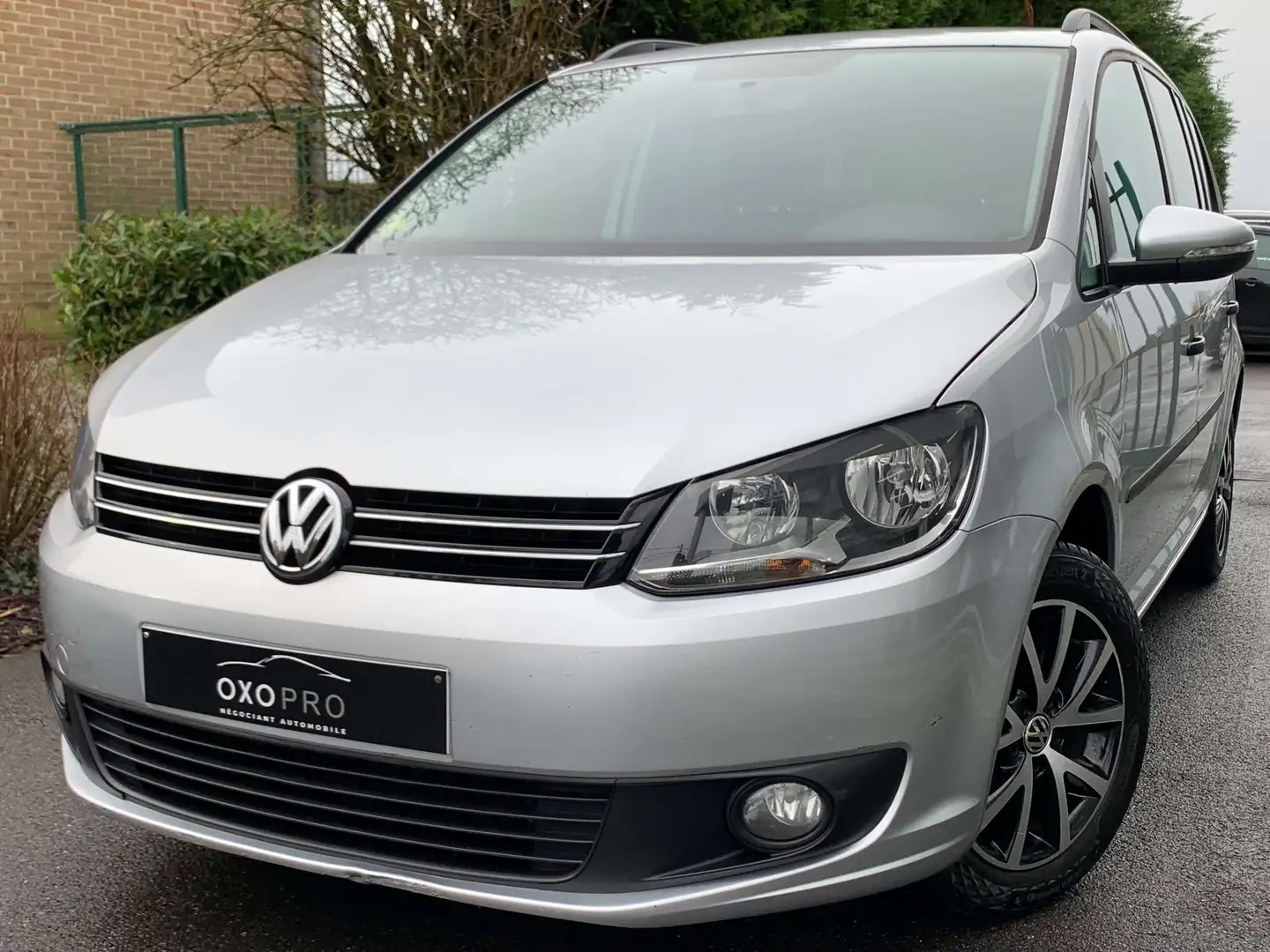 Volkswagen Touran 1.6TDI DSG / Boite Auto / Clim Auto / Cruise / PDC Gris - 1