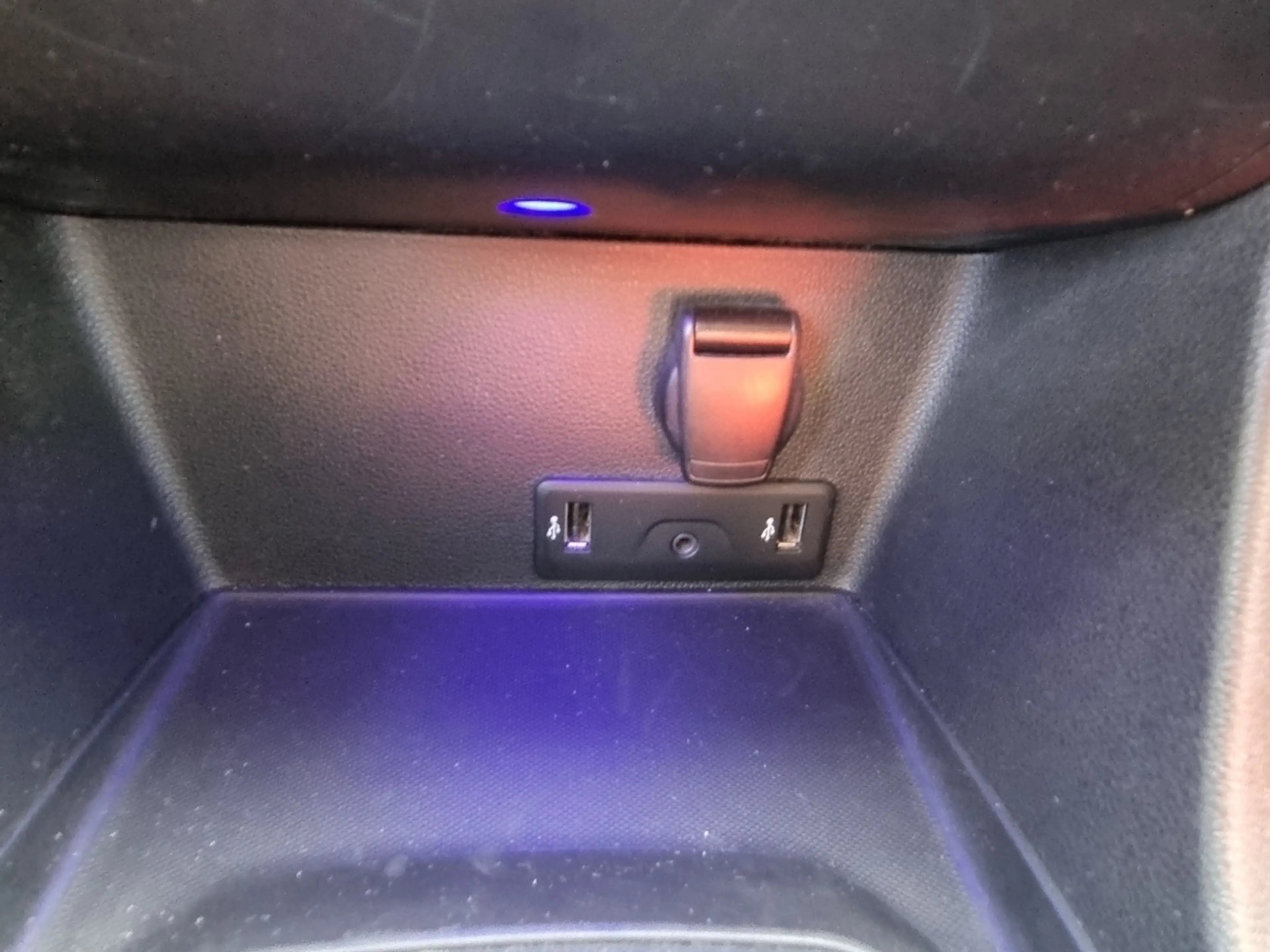 Renault Koleos TECHNO BLUE dCi 185 4WD — photo 14